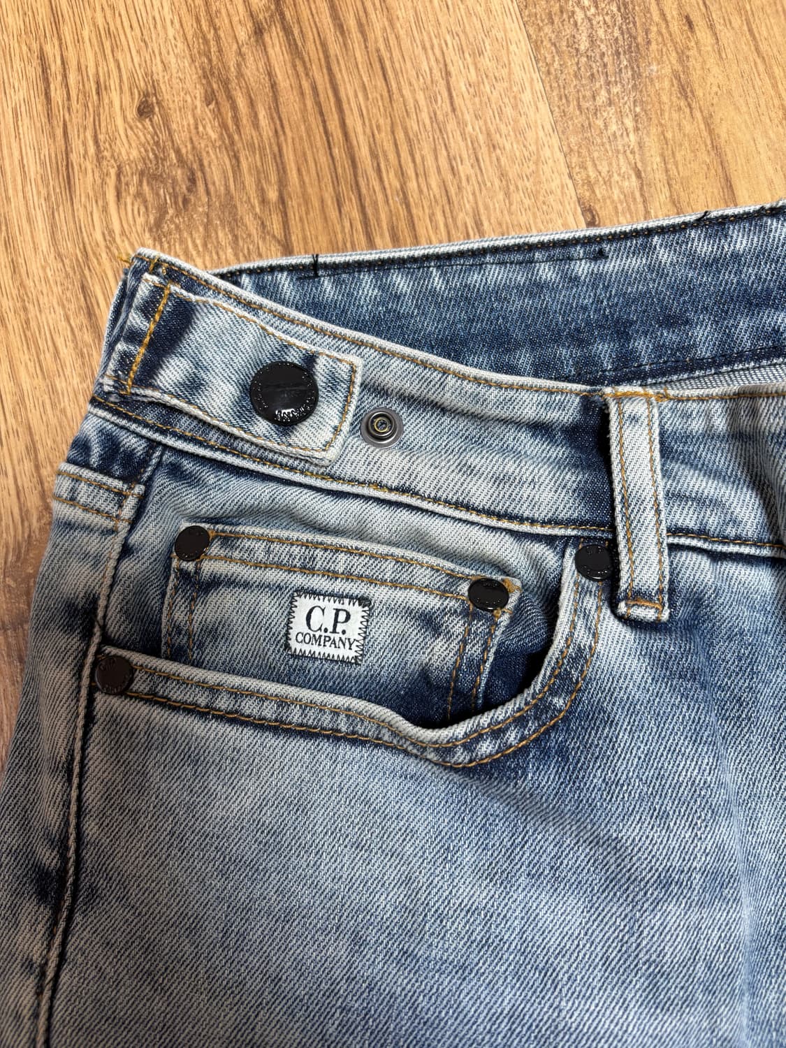 CP 컴퍼니 청바지 상품이미지2