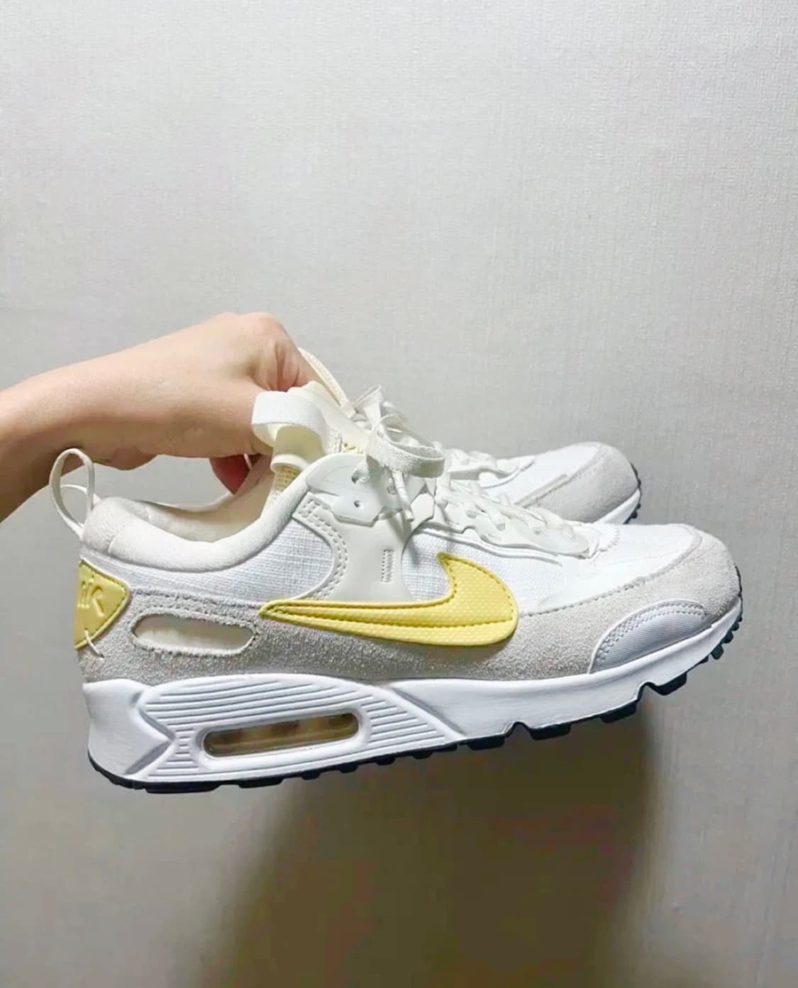 나이키 에어맥스90. 235사이즈 거의새것 상품이미지3