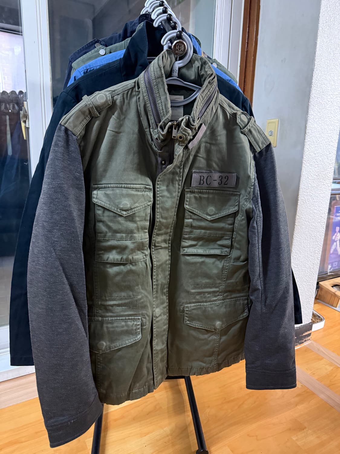 비욘드클로젯 100사이즈 자켓 상품이미지1