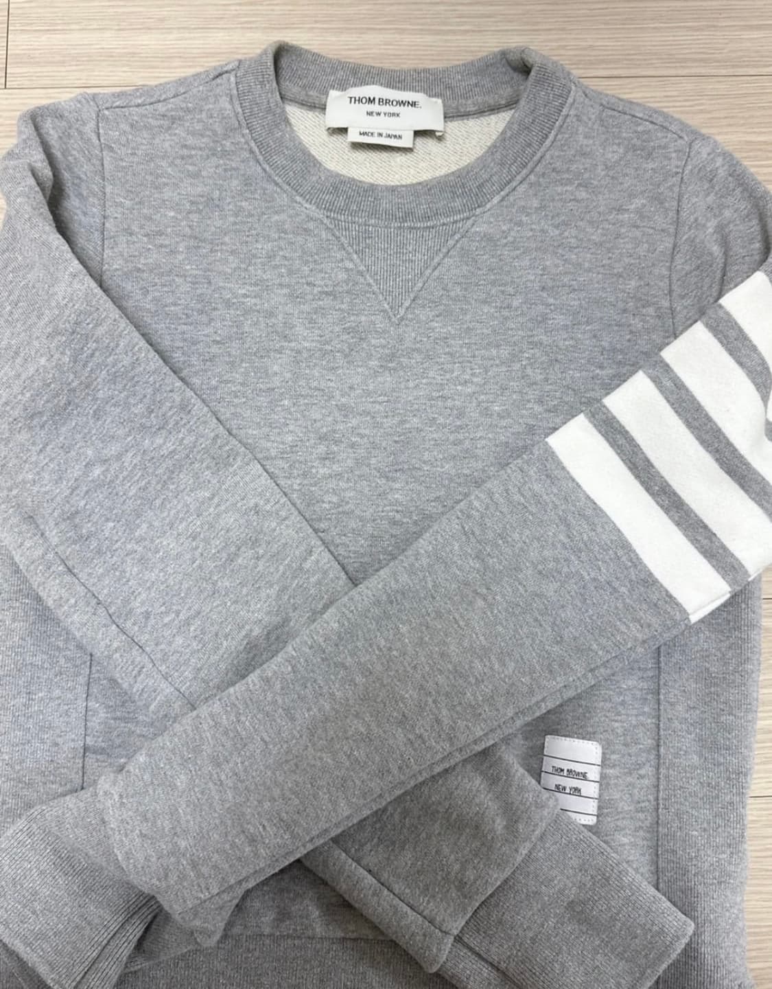 톰브라운 맨투맨  상품이미지2