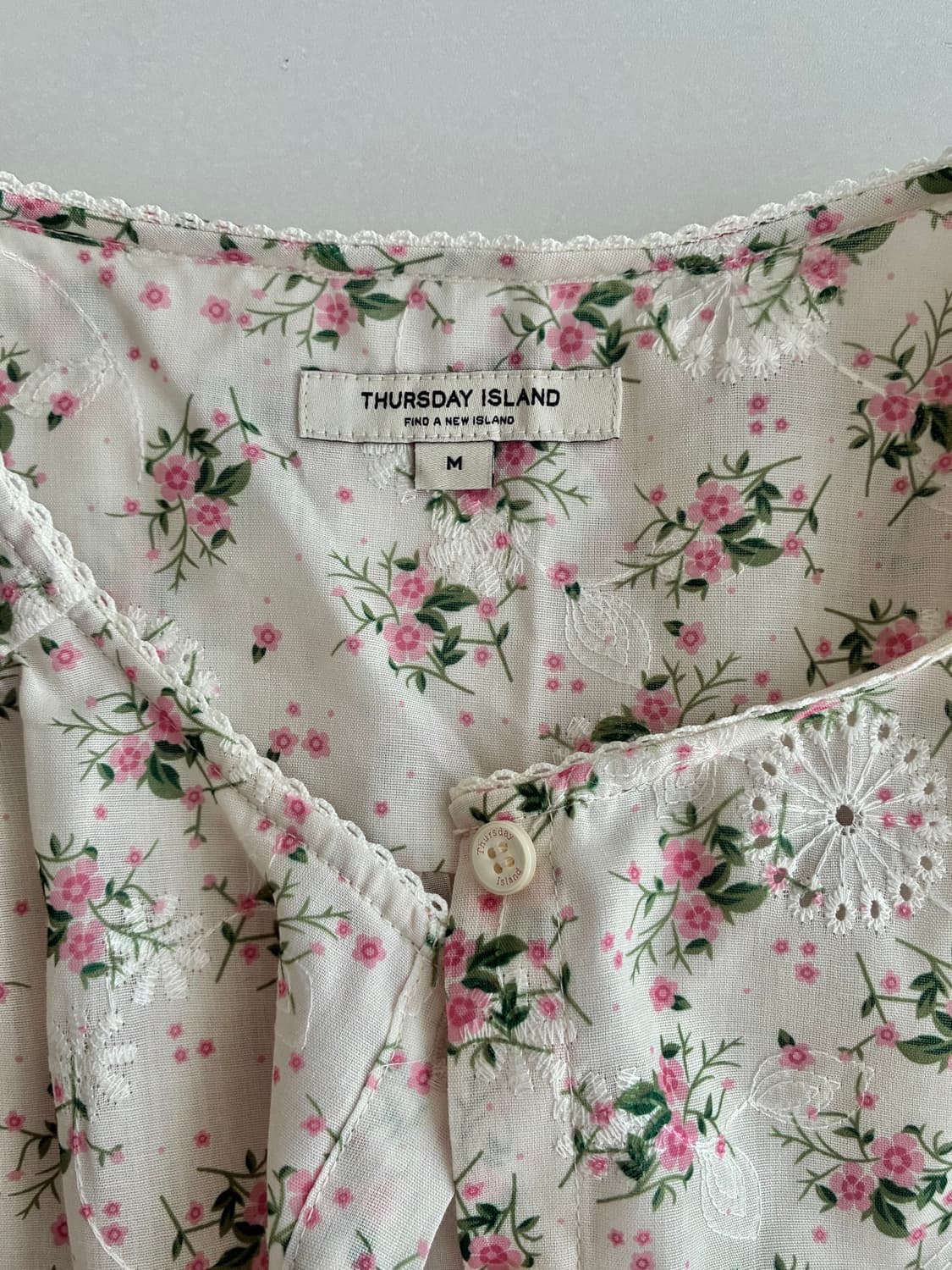 M) 써스데이아일랜드 25ss 플라워 티어드 미니 원피스 상품이미지4