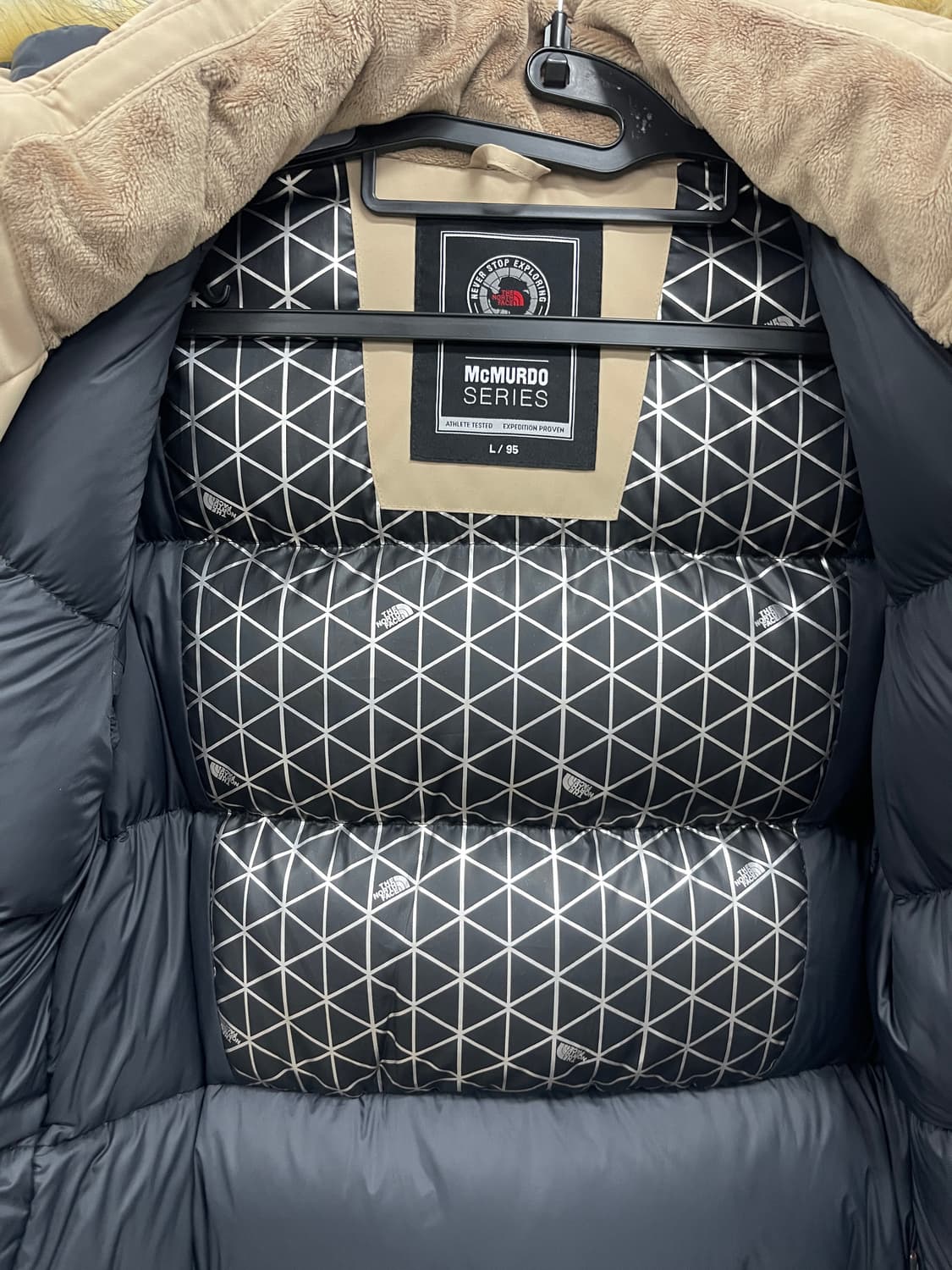 노스페이스 맥머도 여성 L사이즈 거의새상품컨디션 상품이미지4
