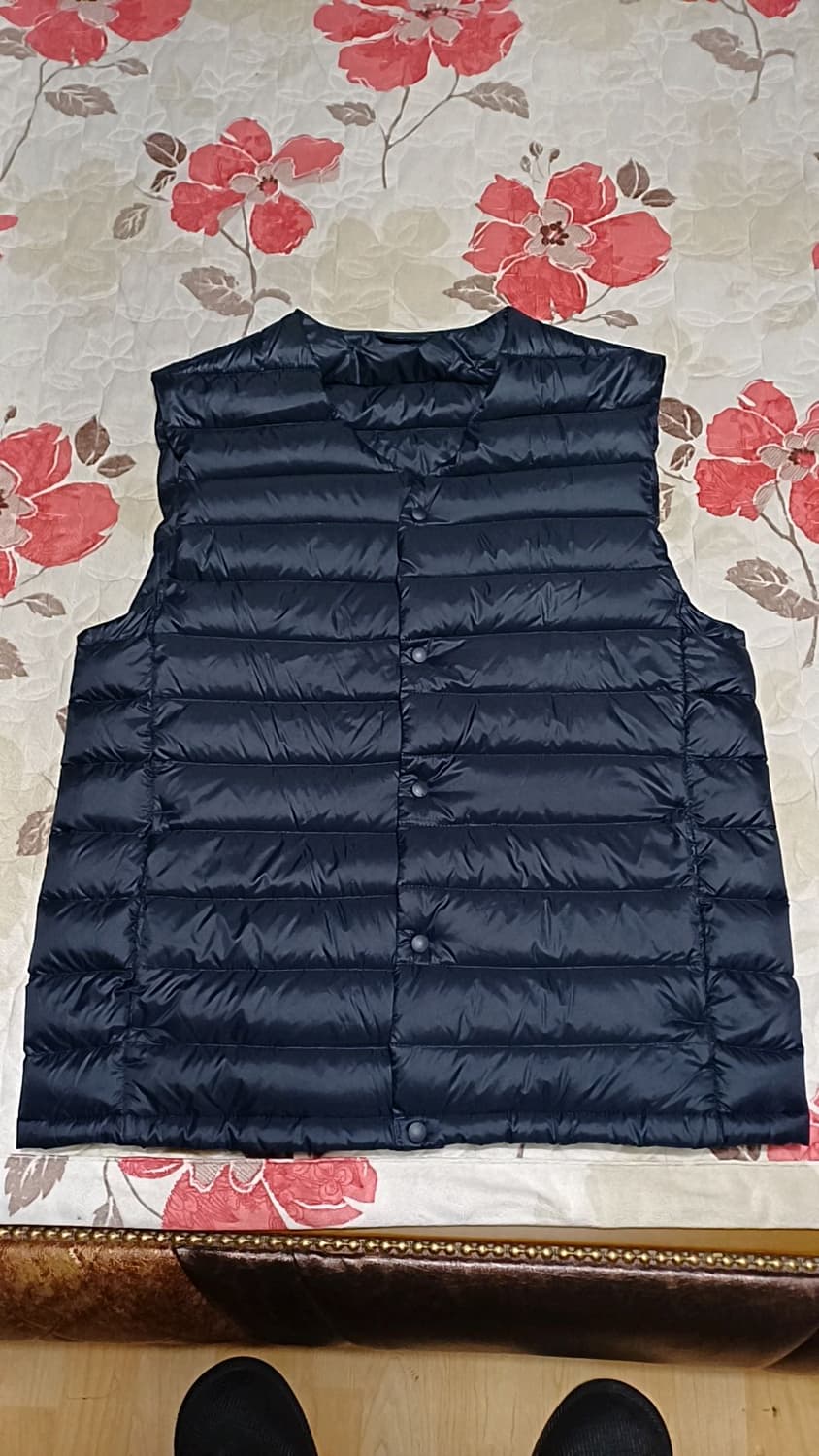 지오다노 오리털경량조끼 105 가슴54 기장69 상품이미지1