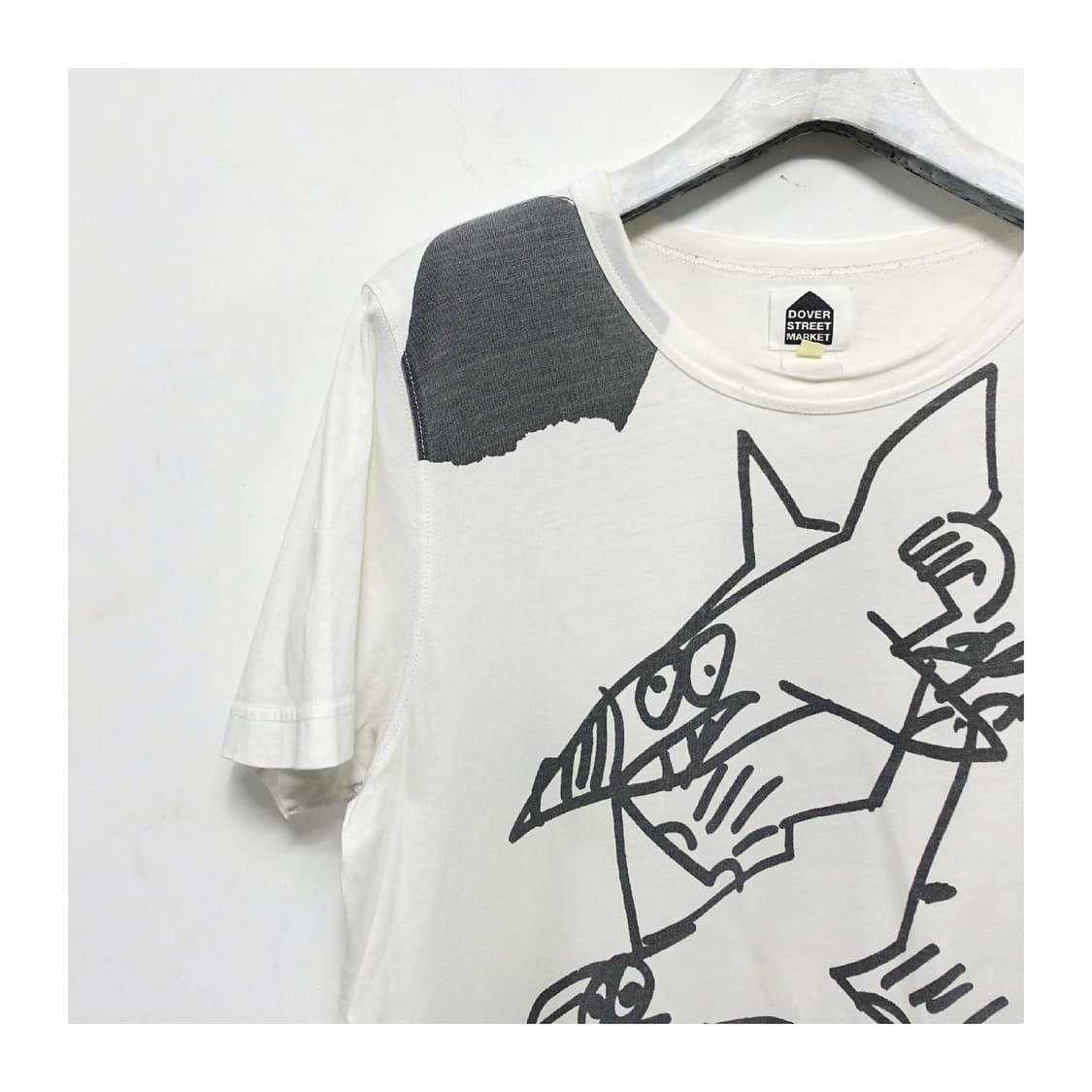 [M] DOVERSTREETMARKET 도버스트릿마켓 스케치 티셔츠 상품이미지5