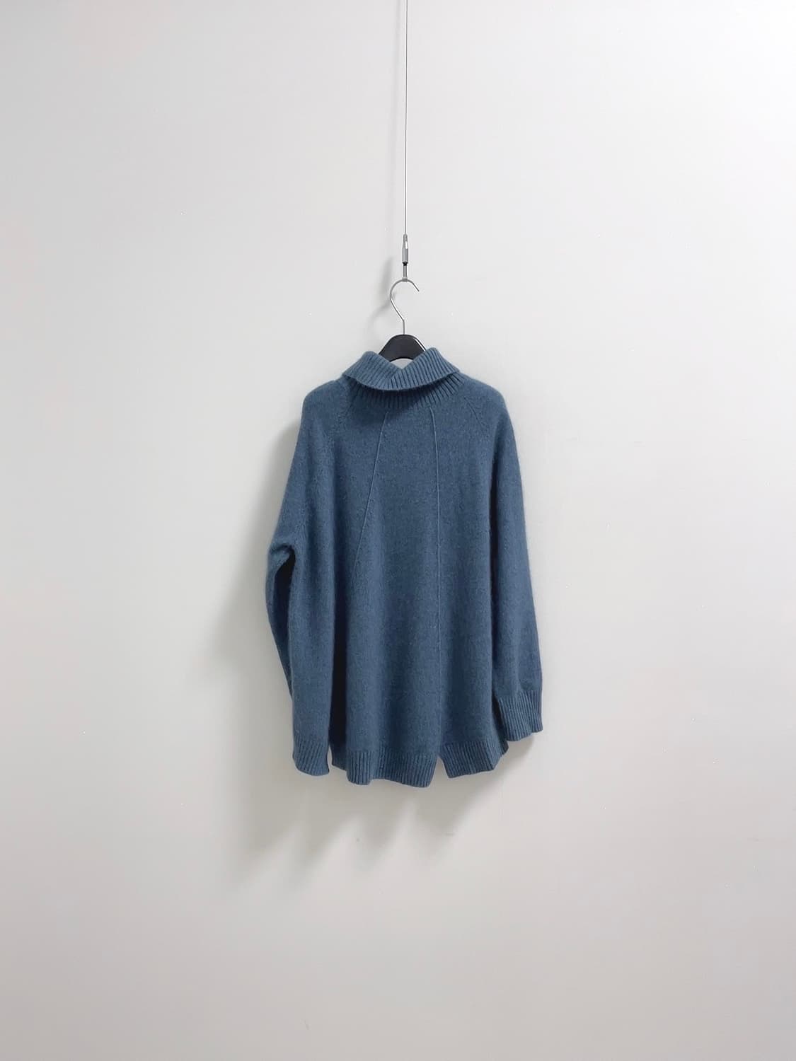 멜리사 라쿤 혼방 터틀넥 니트 상품이미지4