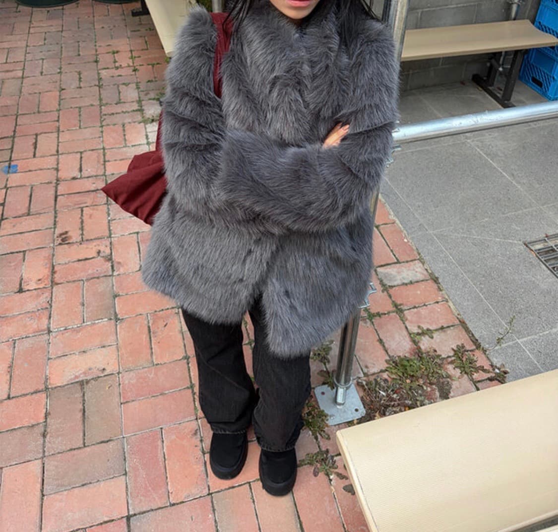Fur jacket gray 상품이미지1