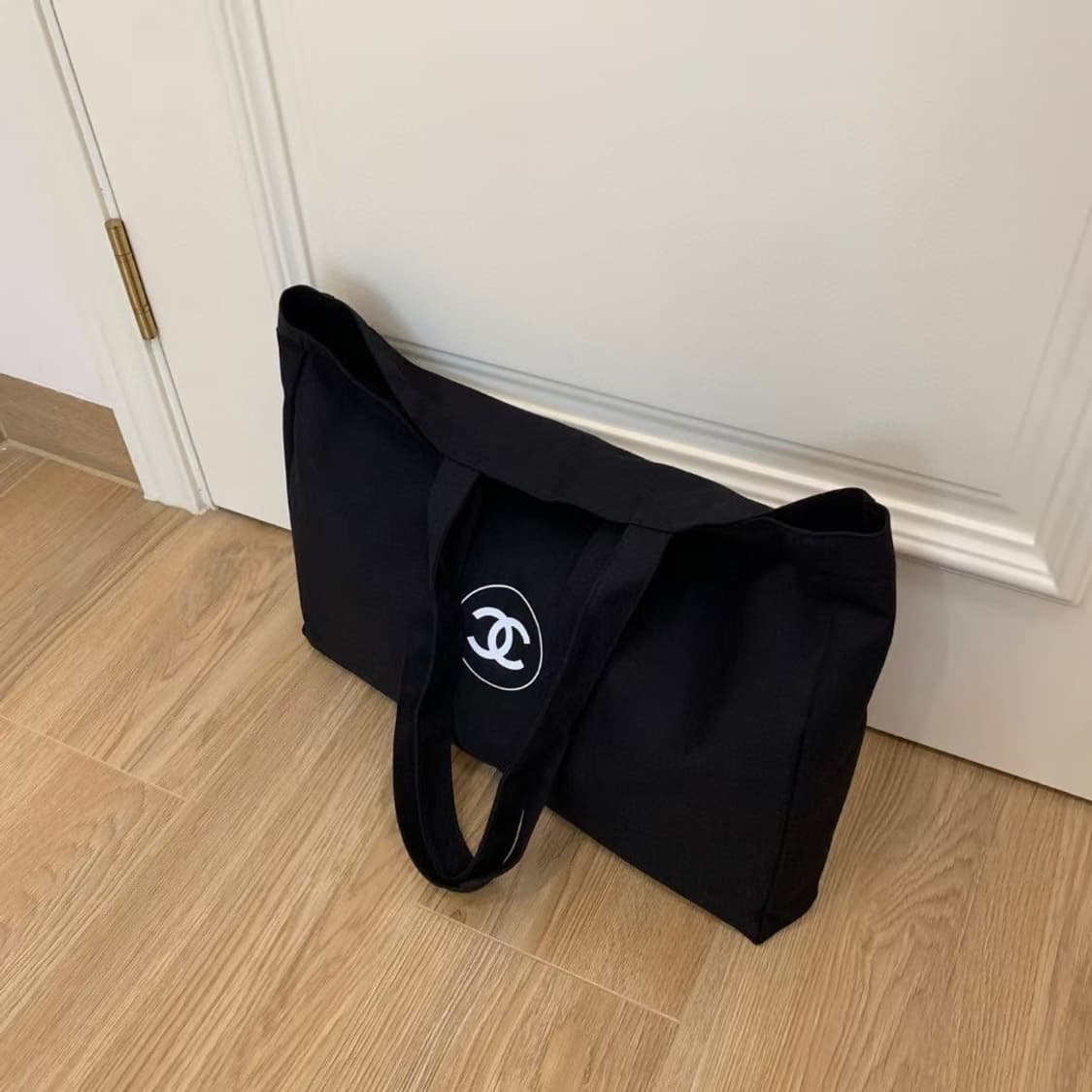 샤넬뷰티 NO.1 까멜리아 에코백 블랙 상품이미지6