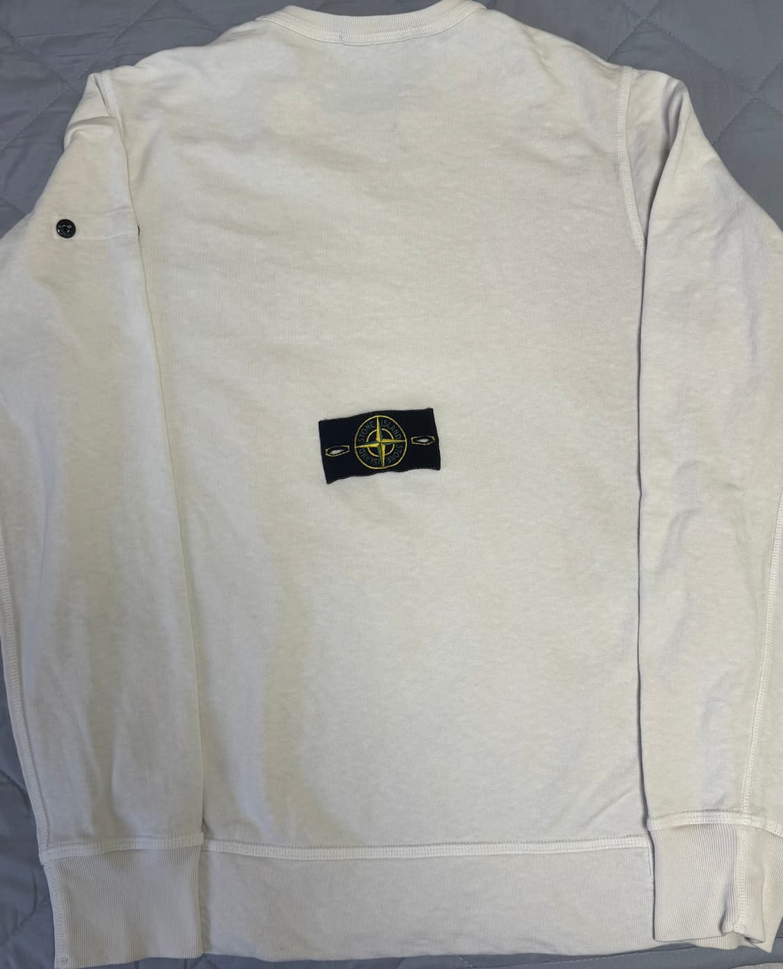 [M]스톤아일랜드 화이트 포켓 맨투맨 롱슬리브 상품이미지1