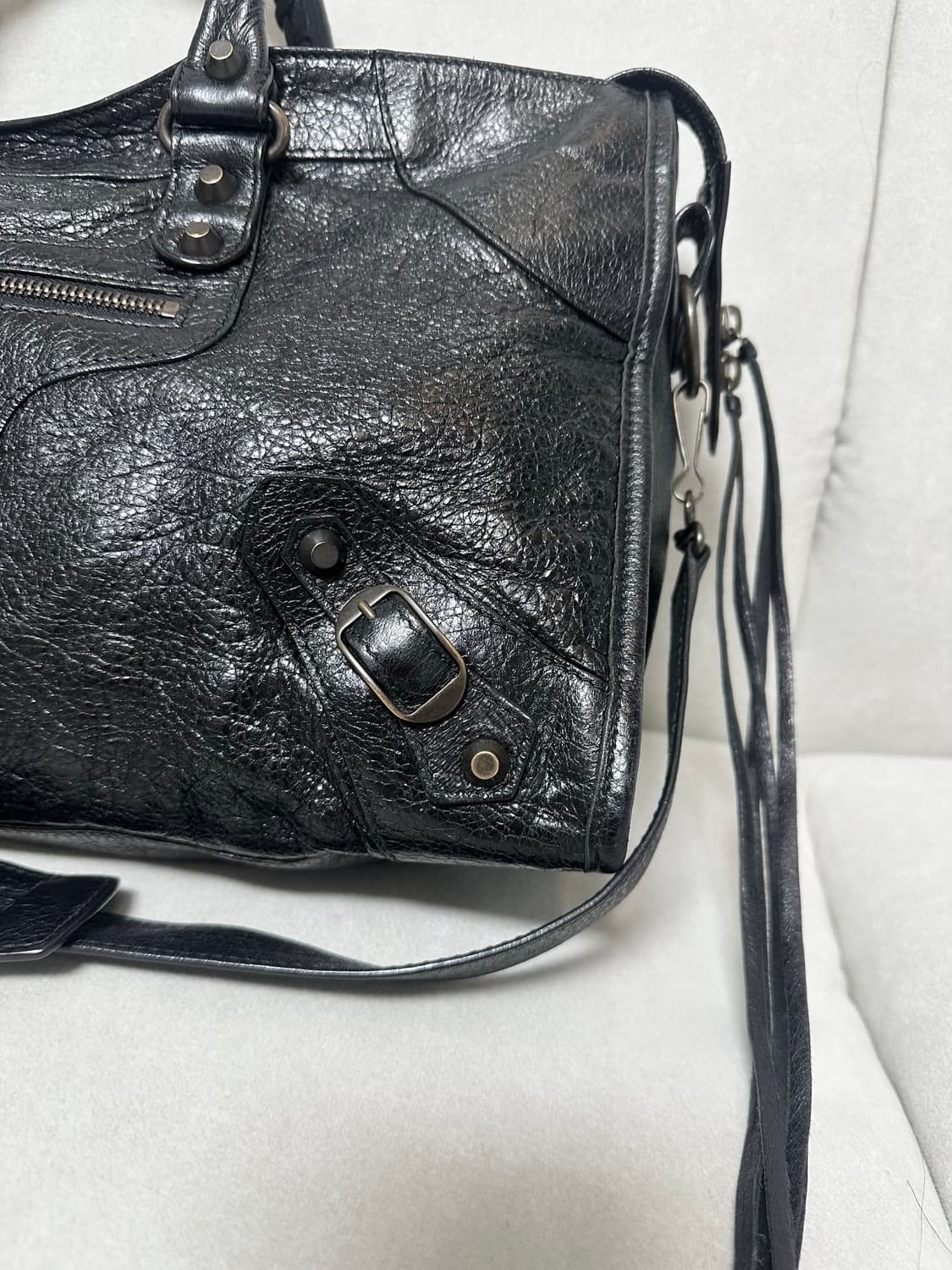 [A+ 정품] 발렌시아가 시티 모터백 파트타임 블랙 상품이미지3