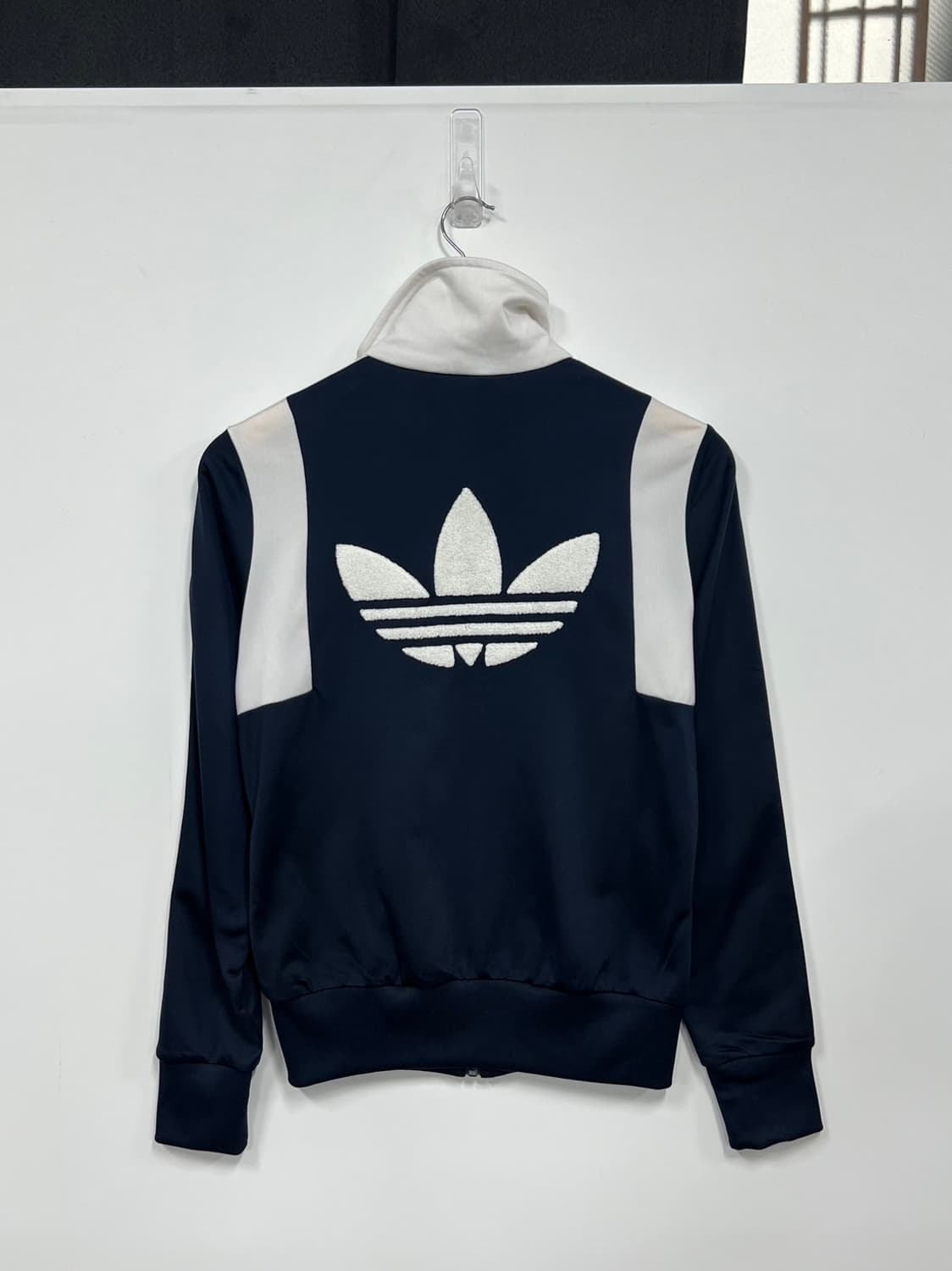 엔믹스 설윤 아디다스 백로고 파이어버드 져지 상품이미지8