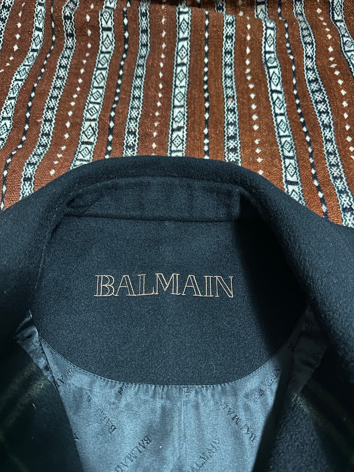 발망 블랙 체크 패턴 코트 상품이미지4