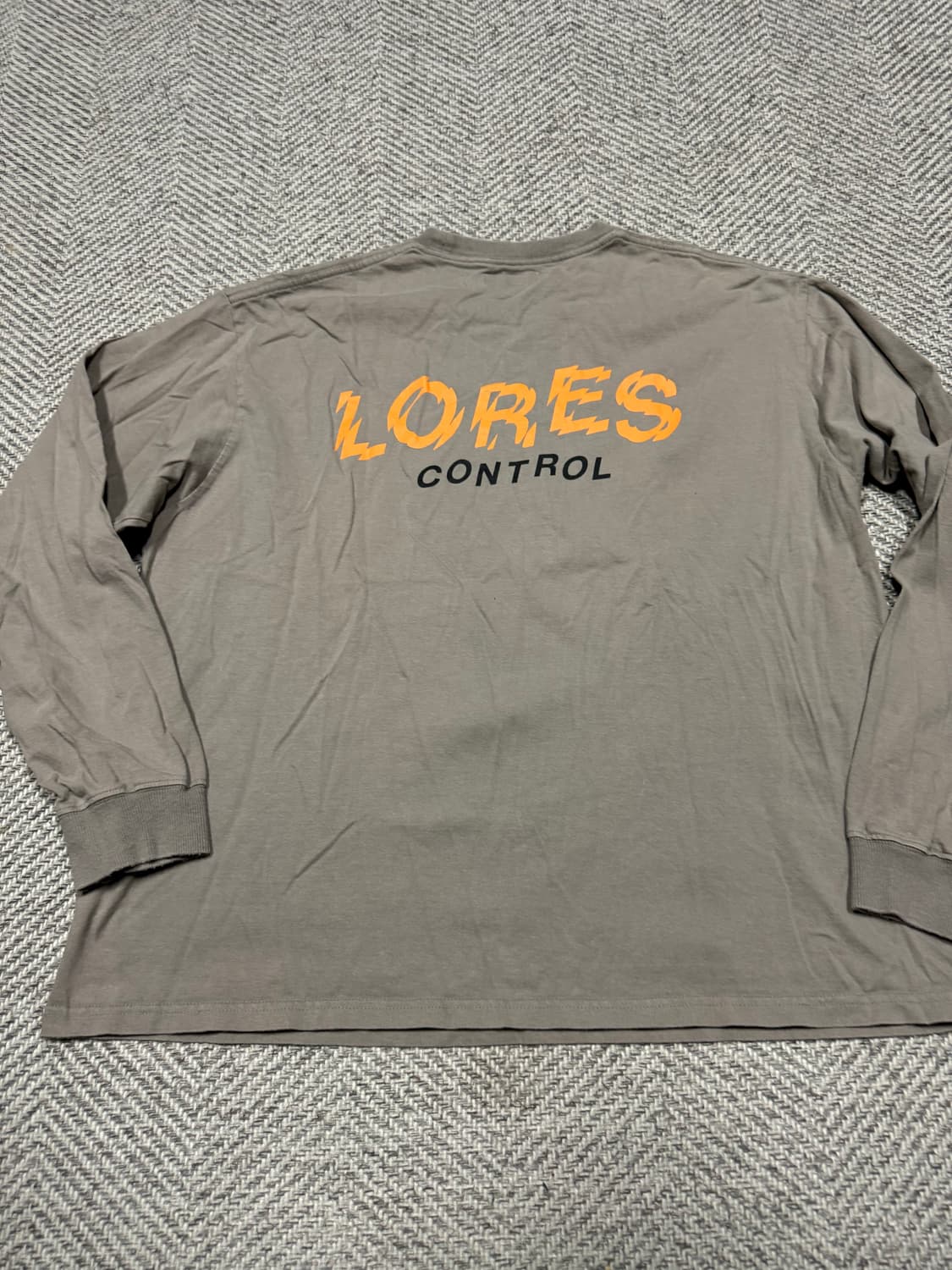 Lores 로어스 긴팔티셔츠(옷장정리) 상품이미지2