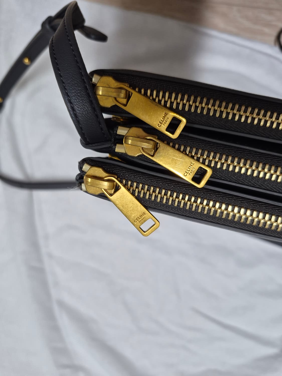 정품) 셀린느 트리오백 상품이미지3