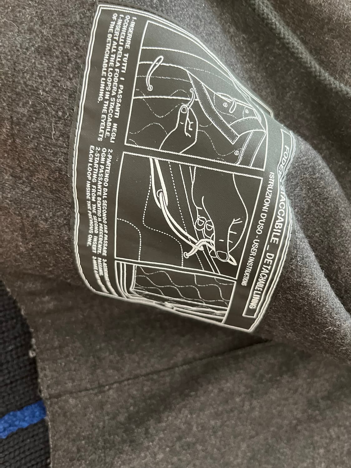 스톤아일랜드 니트 집업 점퍼 판매해요 상품이미지2