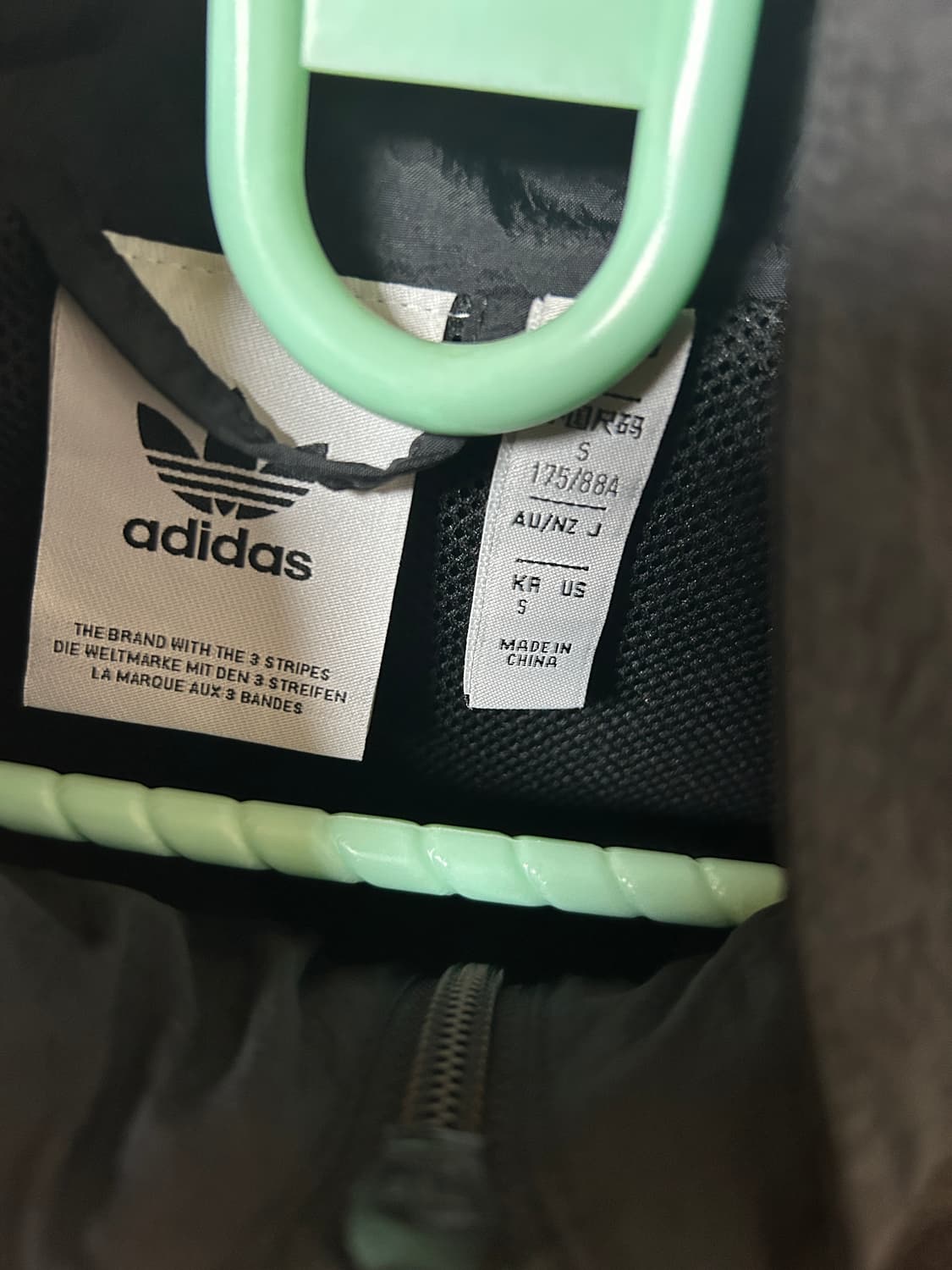 아디다스 맨유 바람막이 m 상품이미지3