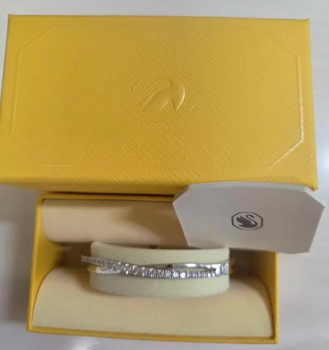 새제품)스와로브스키 트위스트 팔찌 M사이즈 정품 상품이미지5