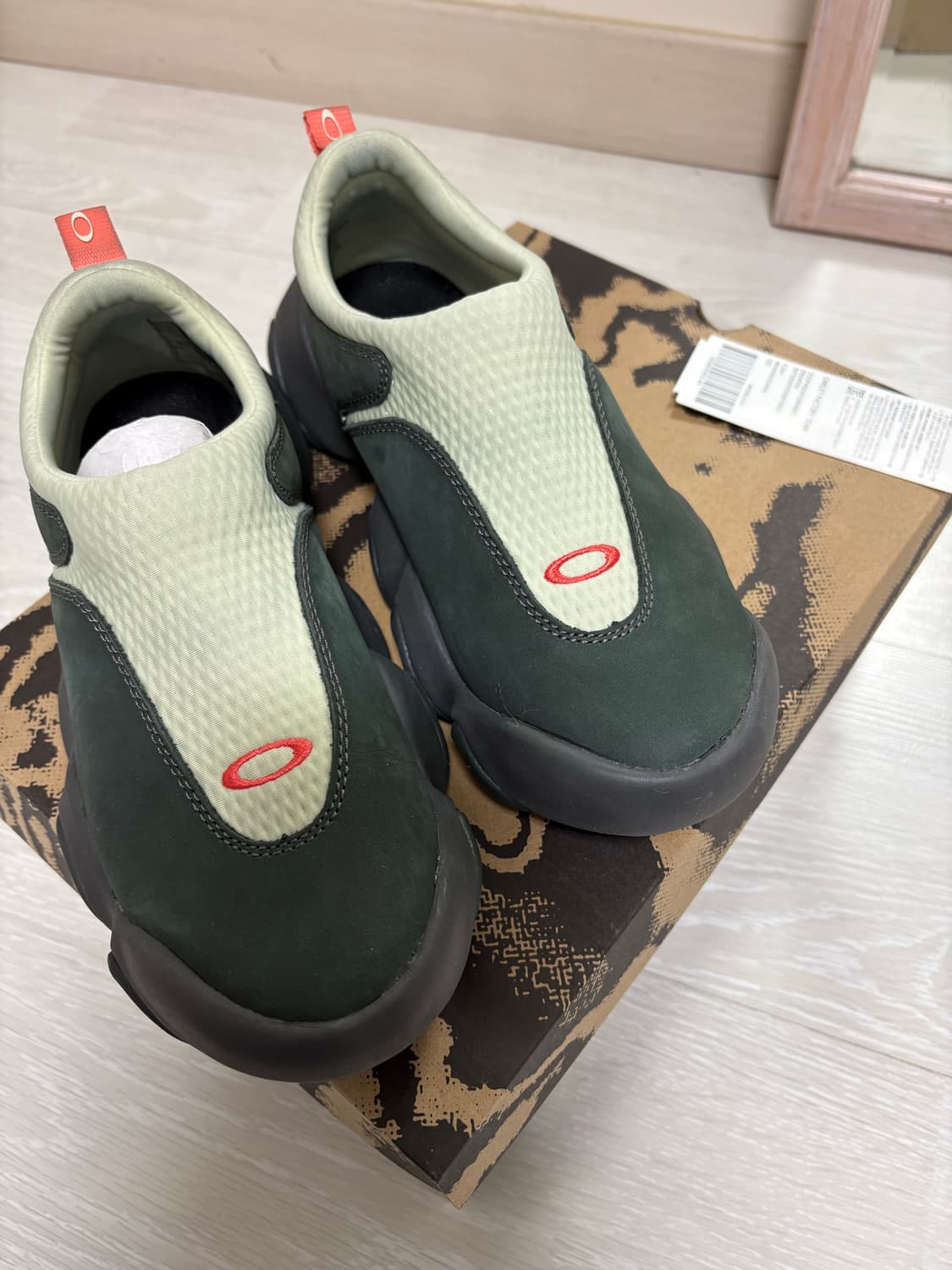 오클리 브레인데드 플래시 스니커즈 상품이미지3