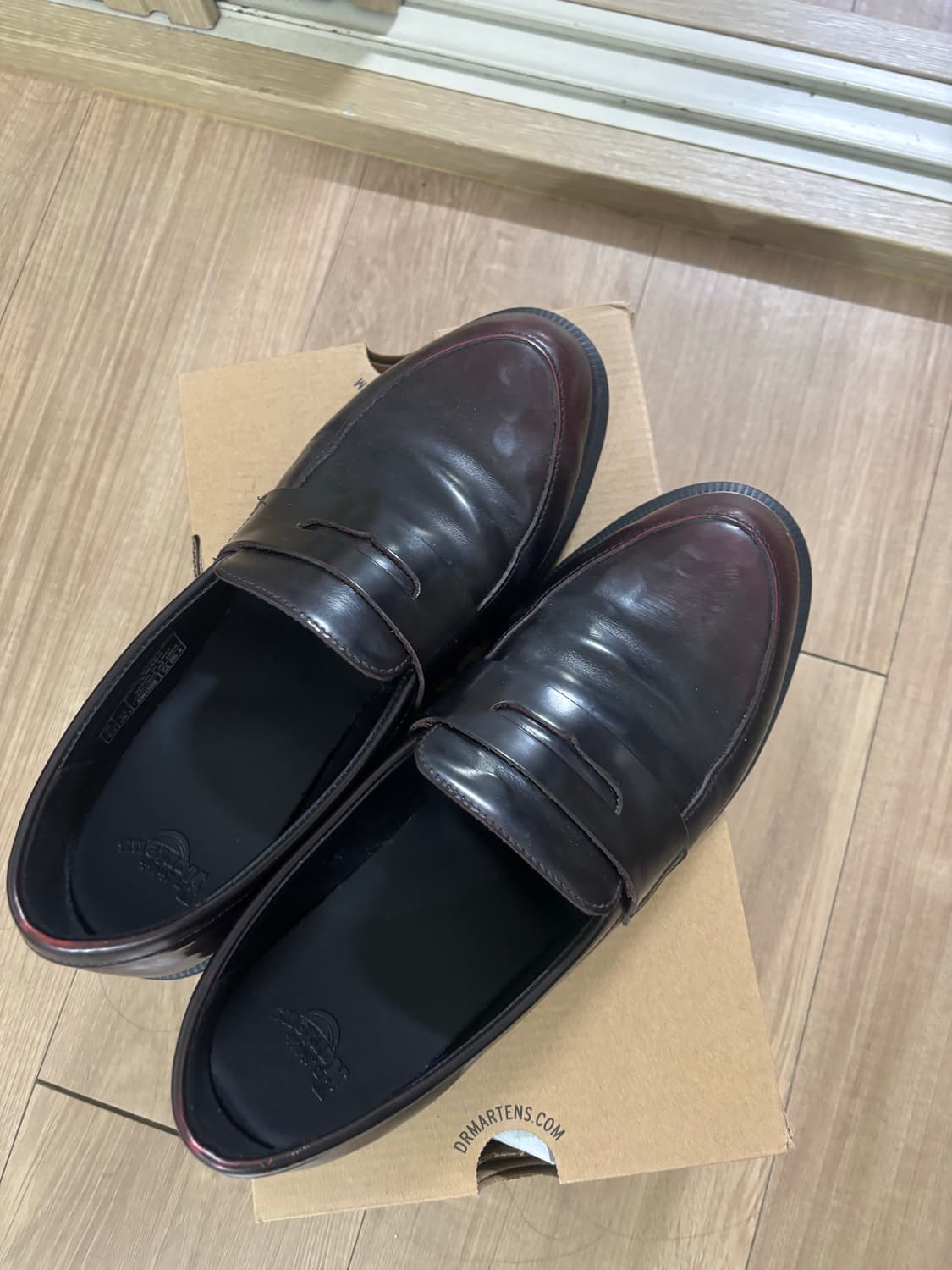 닥터마틴 테마라 체리 상품이미지4