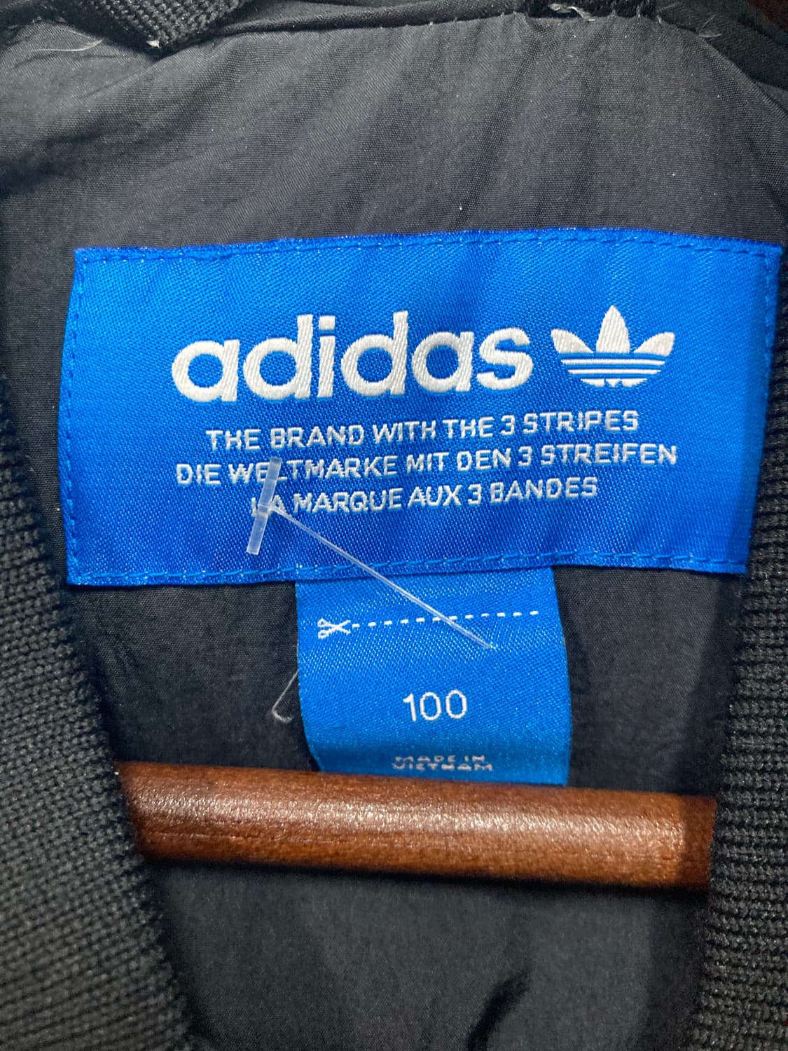 아디다스 블랙패딩 상품이미지3