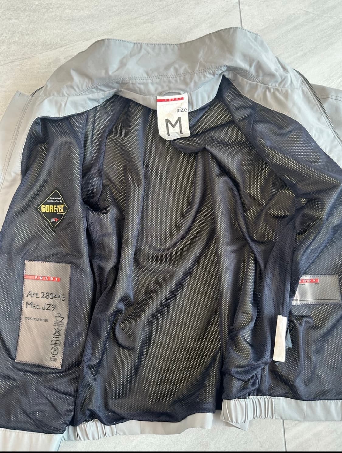 [M]프라다 스포츠 고어텍스 자켓 상품이미지2