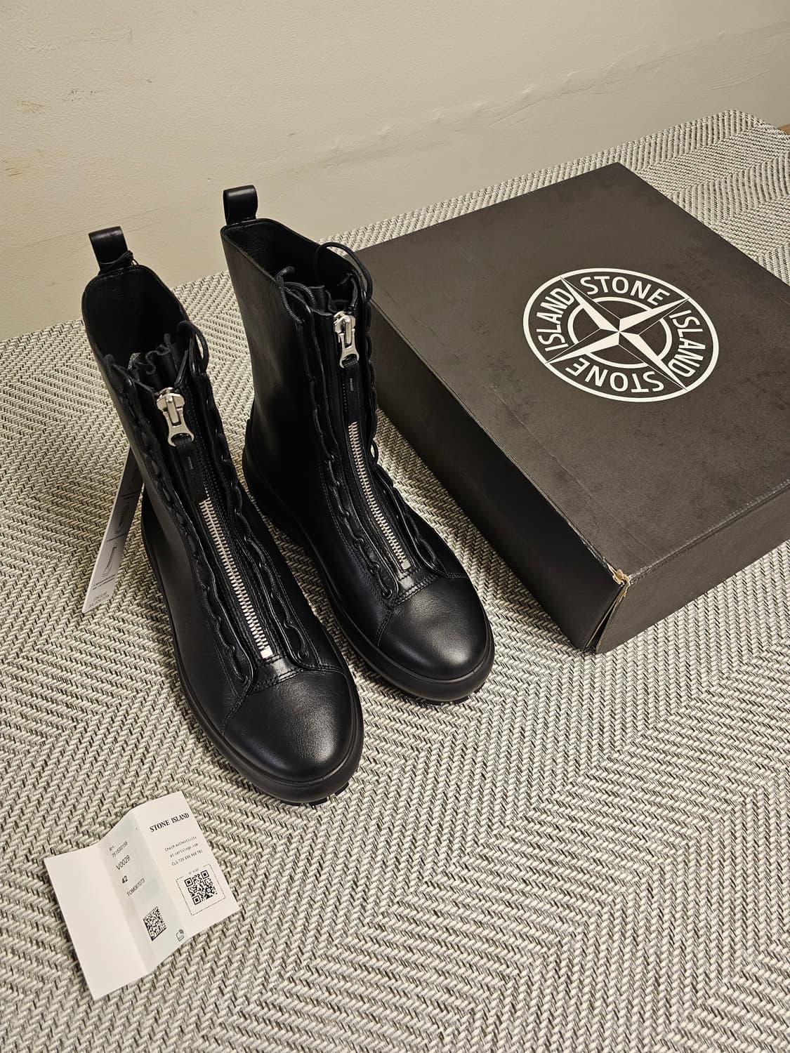 스톤아일랜드 LEATHER COMBAT BOOT (새 상품) 상품이미지2