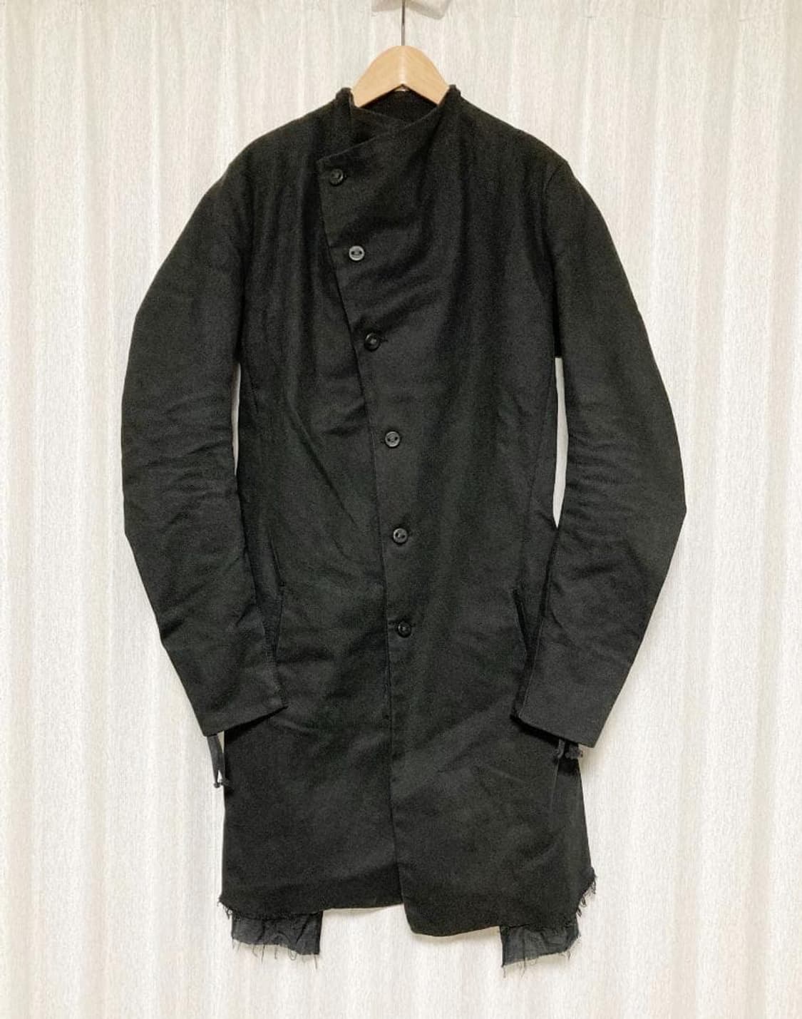 보리스비잔사베리 사선 코트 상품이미지1