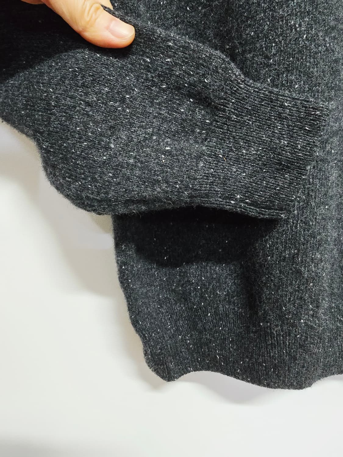 라코스테 다크 그레이 니트 스웨터 상품이미지3