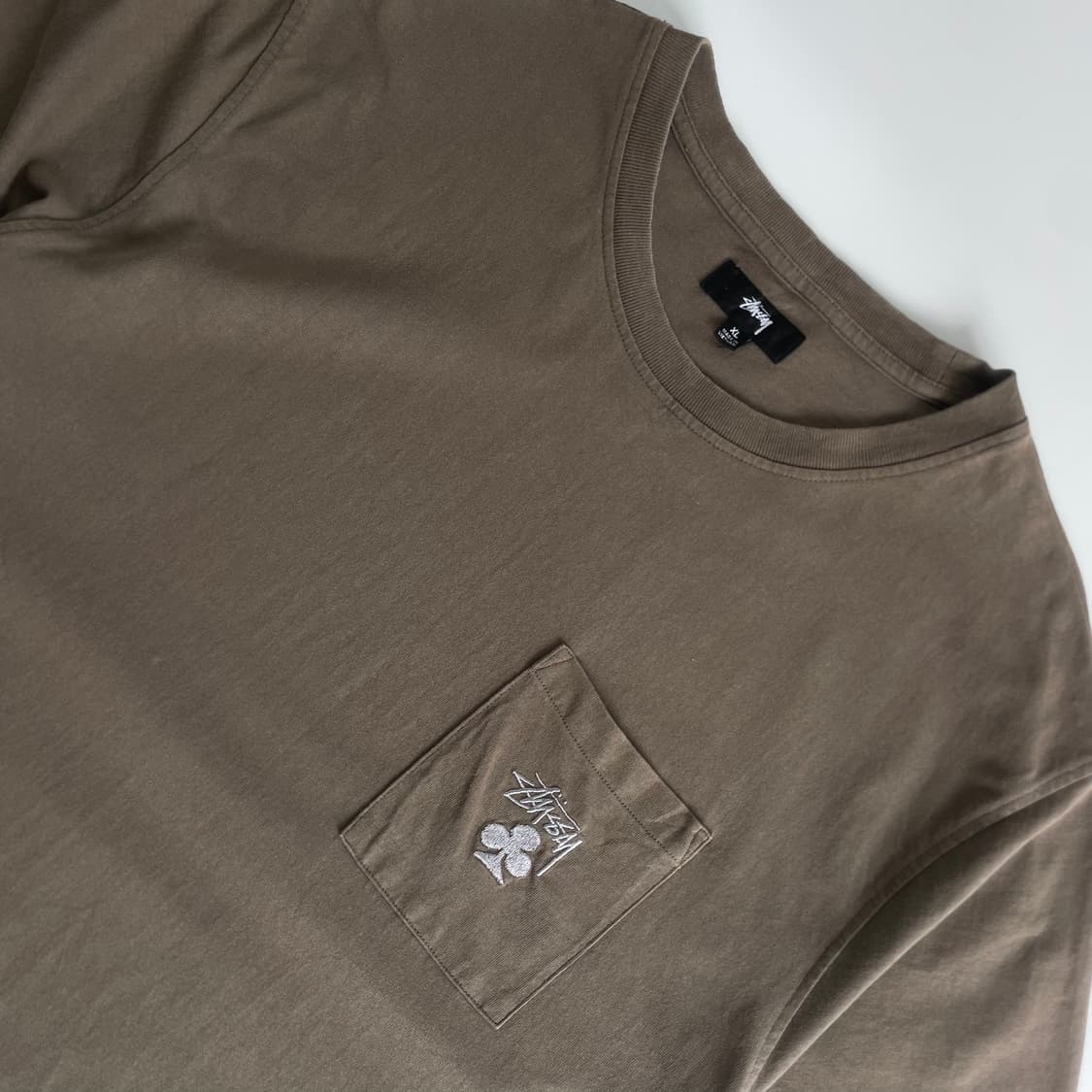 Stussy  스투시 브라운 스페이스 포켓 반팔 티셔츠 상품이미지3