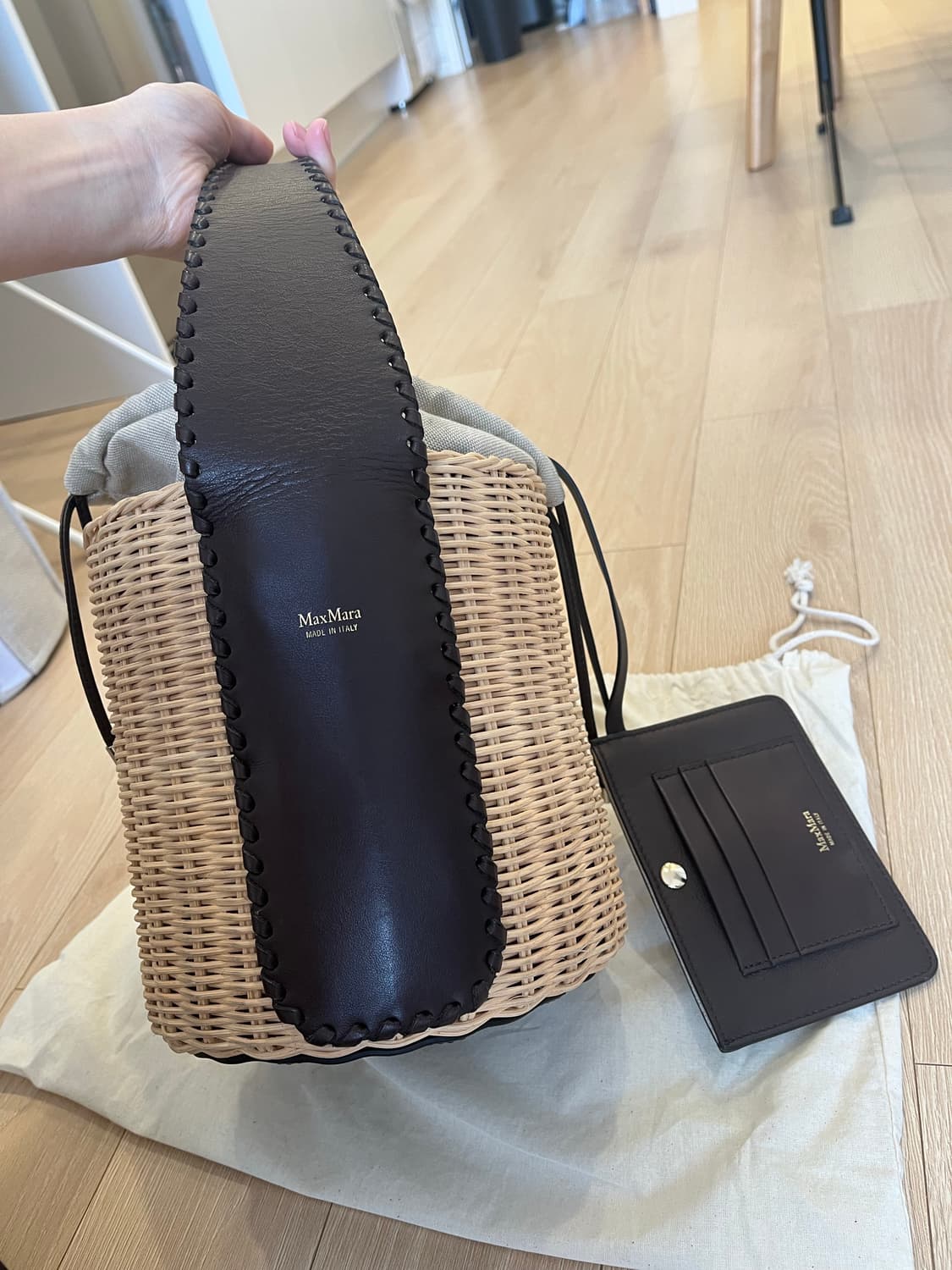 막스마라 라틴 원통 백 (3회 착용) 상품이미지8