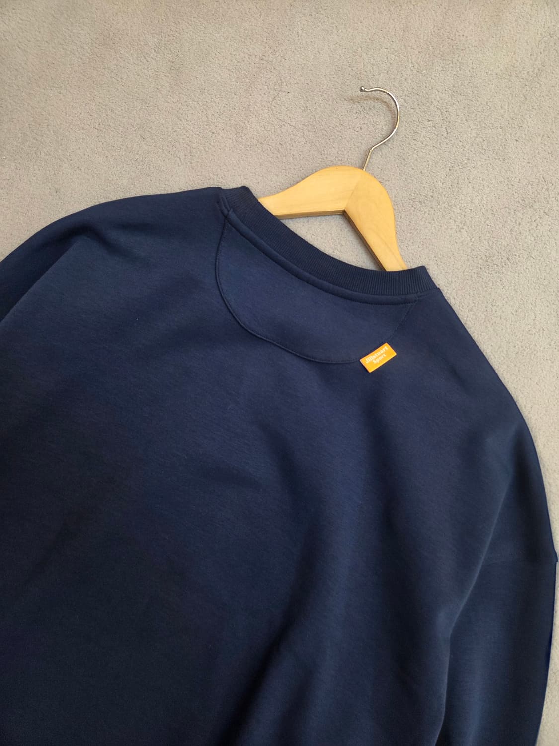 (100) 질스튜어트 맨투맨티셔츠 남

 상품이미지5