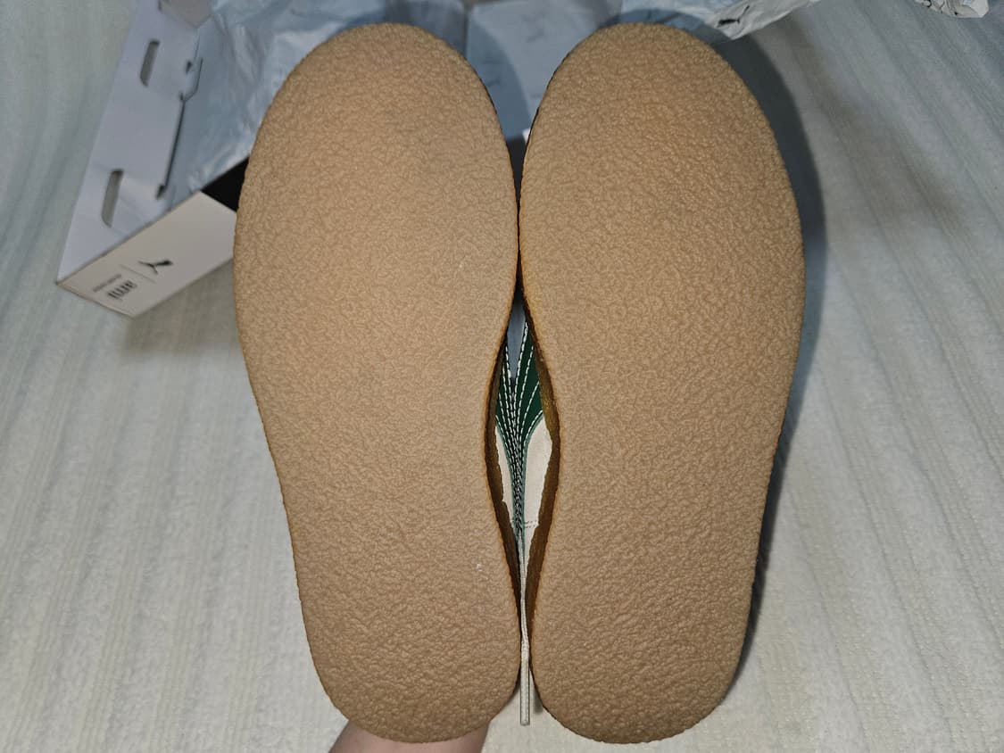 푸마 x 아미 스웨이드 크레페 프리스틴 240    상품이미지10