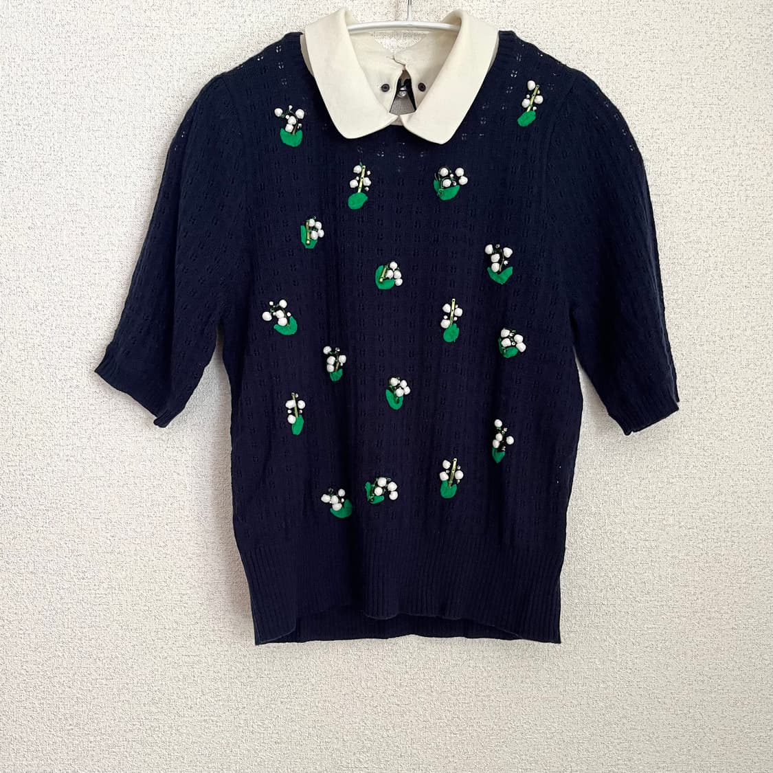 MUVEIL 뮤베르 뮤베일 은방울꽃 반팔 니트 블라우스 상품이미지1