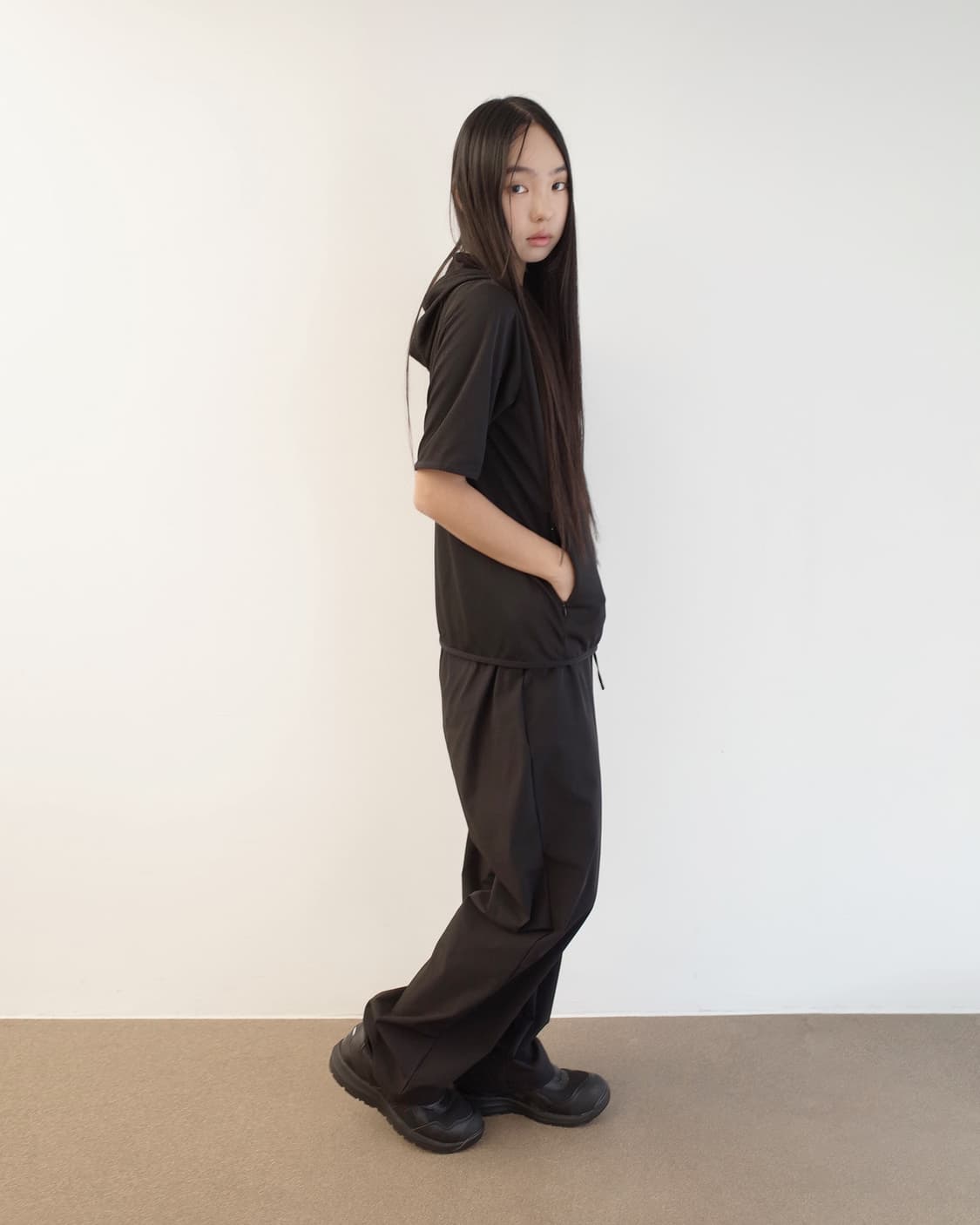 지초이컴포트 26-002 AIRY HOODIE (BLACK) 상품이미지4