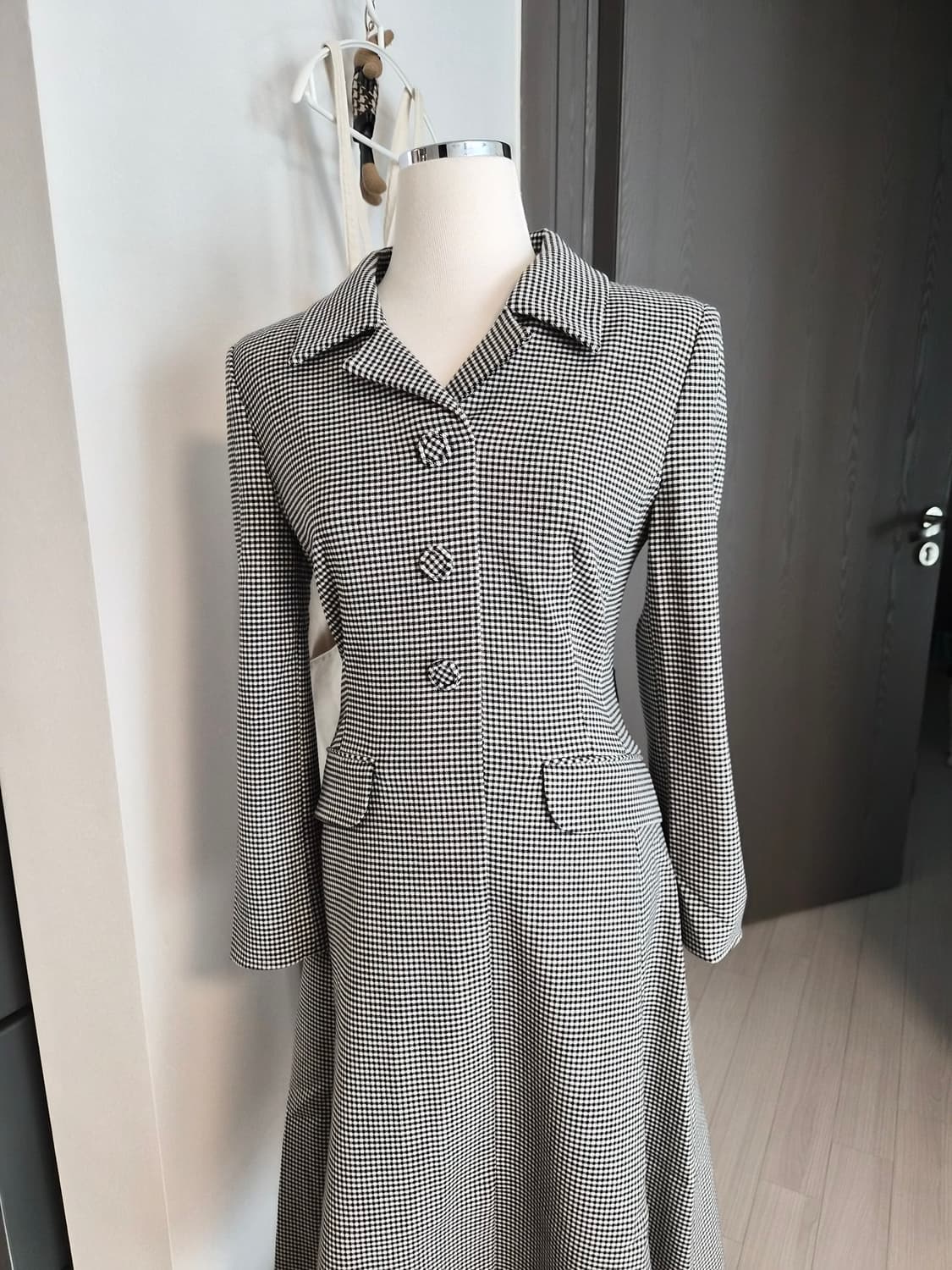 JJ 지고트(JJ JIGOTT)**의 하운드투스 체크 패턴 원피스 상품이미지2