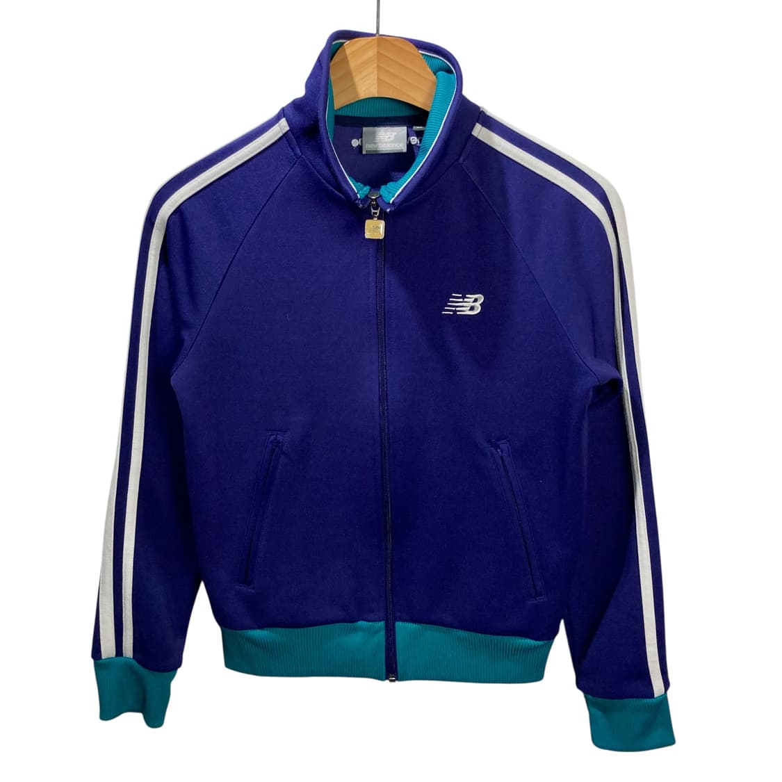 뉴발란스 사이드라인 퍼플 트랙탑 상품이미지2