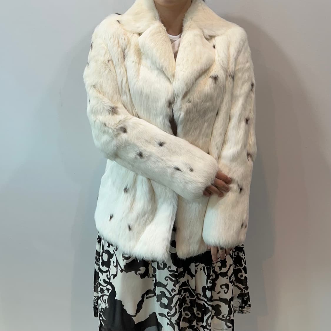 화이트 도트 레빗퍼 자켓 상품이미지4