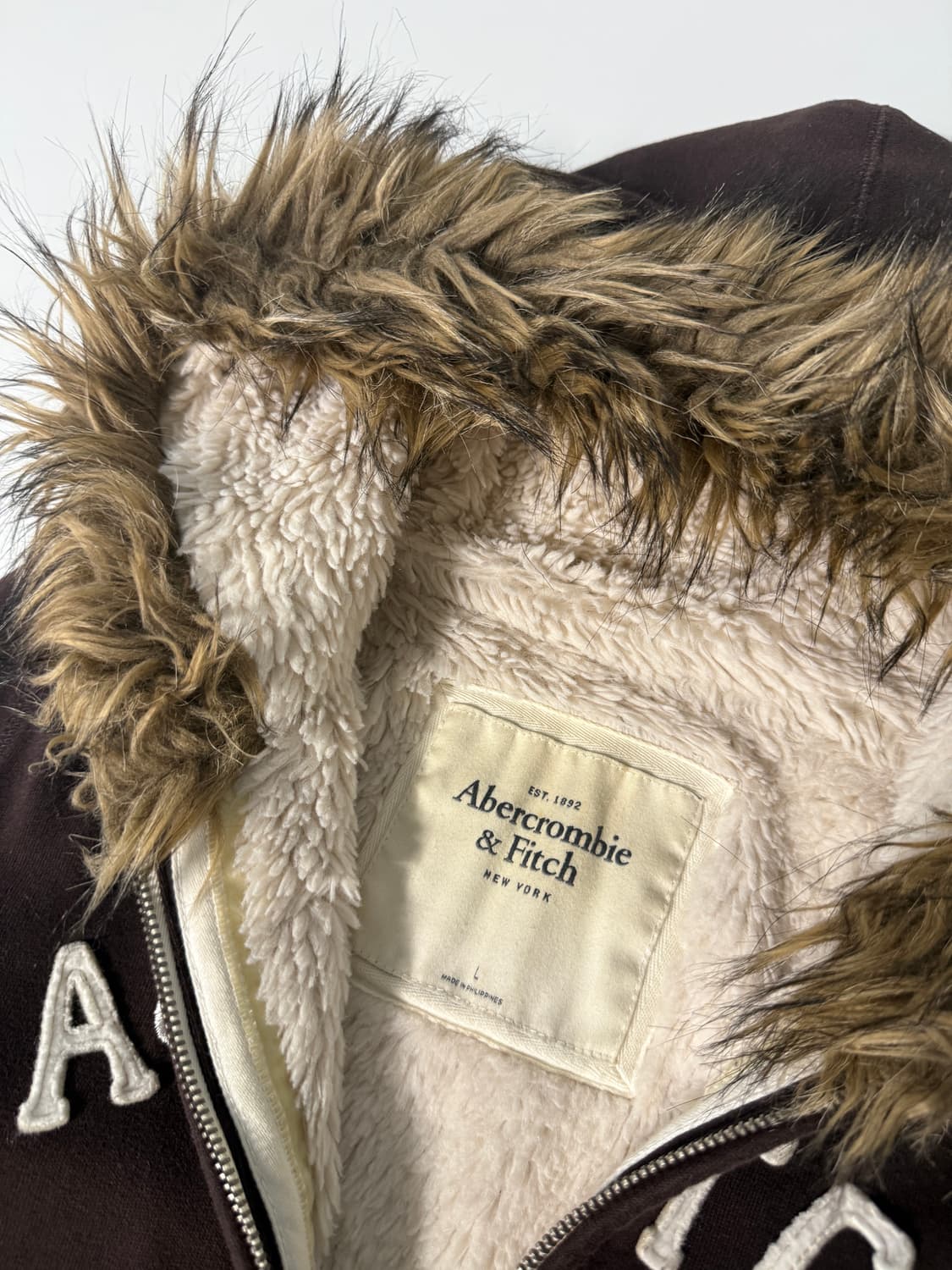 아베크롬비 00‘s 딥브라운 울프죠 해비 스웻 후드집업 상품이미지3