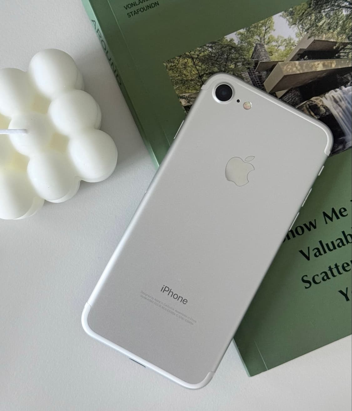 S급 아이폰 7 실버 128GB 🔋100 해외무음판 상품이미지1
