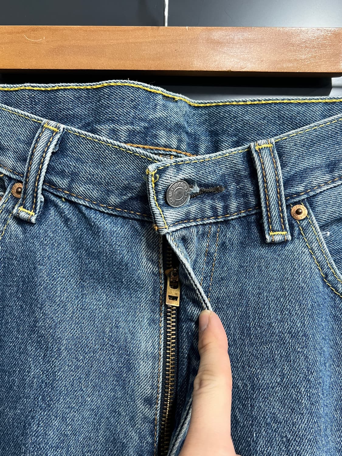 Levis 리바이스 505 와이드핏 데님 팬츠 상품이미지5