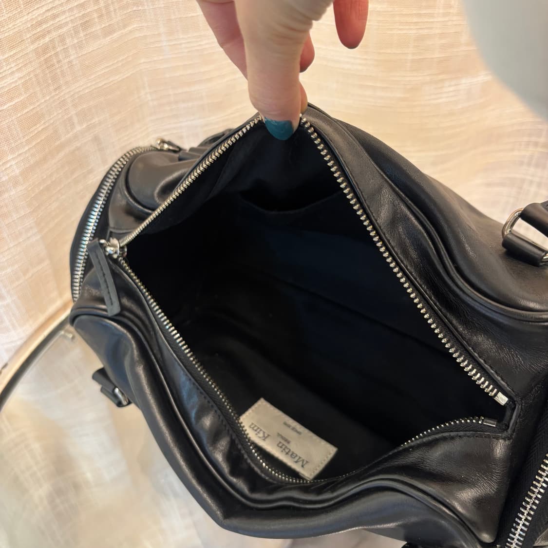 마뗑킴 레더 숄더백     상품이미지9