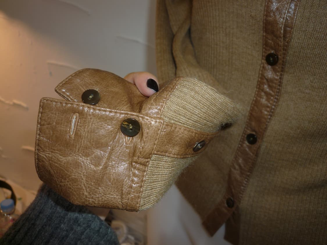 leather accent knit 상품이미지6