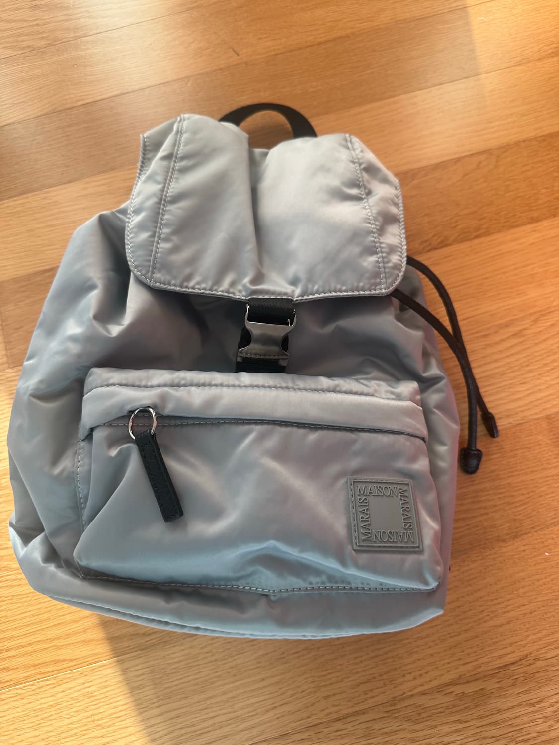 매종마레 버클 나일론 백팩 라이트그레이 상품이미지9