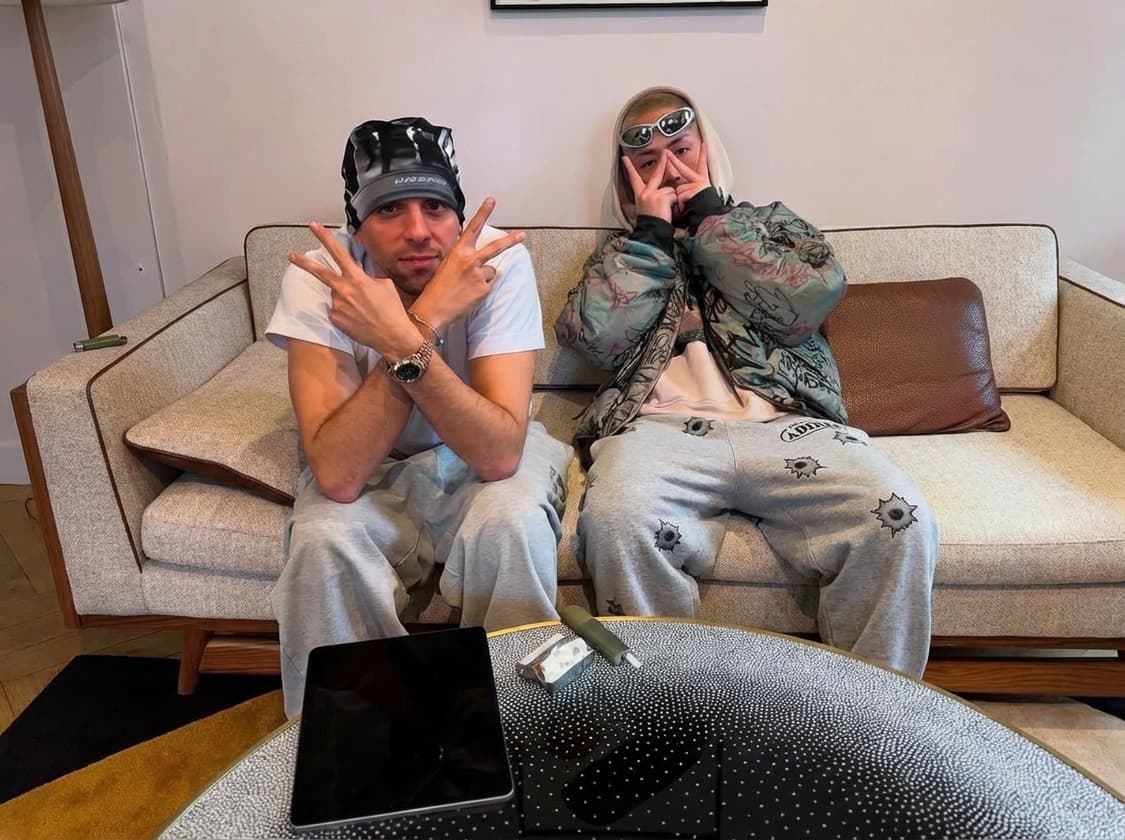 ( 레어) 제레미스캇 x 아디다스 블렛홀 프린트 스웻팬츠 상품이미지3