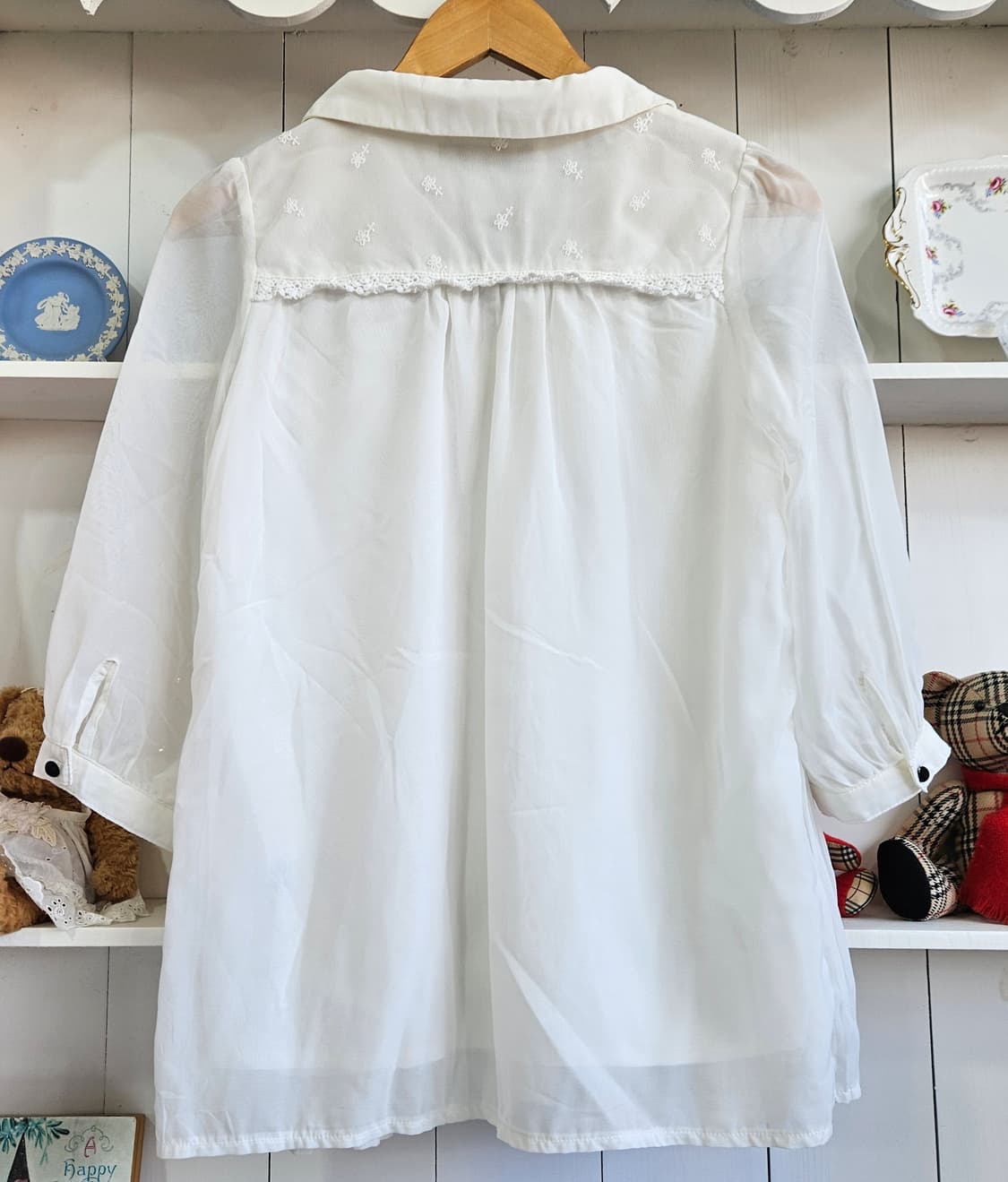 CECIL McBEE 레이스 카라 플리츠 블라우스 상품이미지5