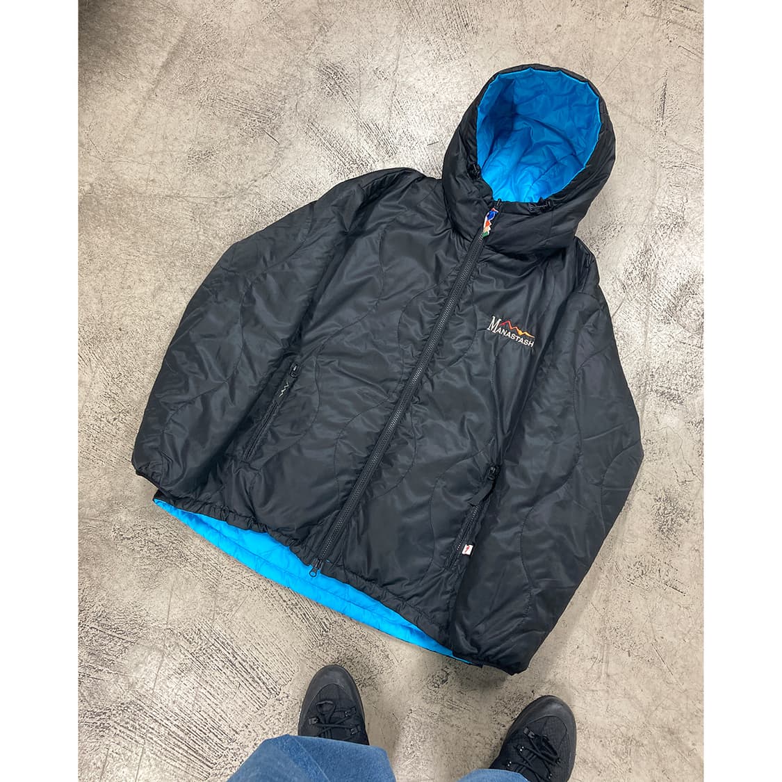 마나스타쉬 리버서블 프리마로프트 경량 패딩 상품이미지1