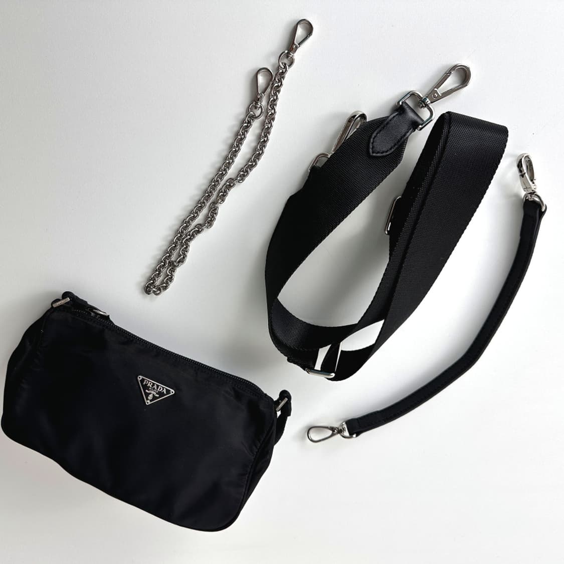 정품 프라다 나일론 호보백 블랙 미니백 (한국명품감정원 감정) 상품이미지1