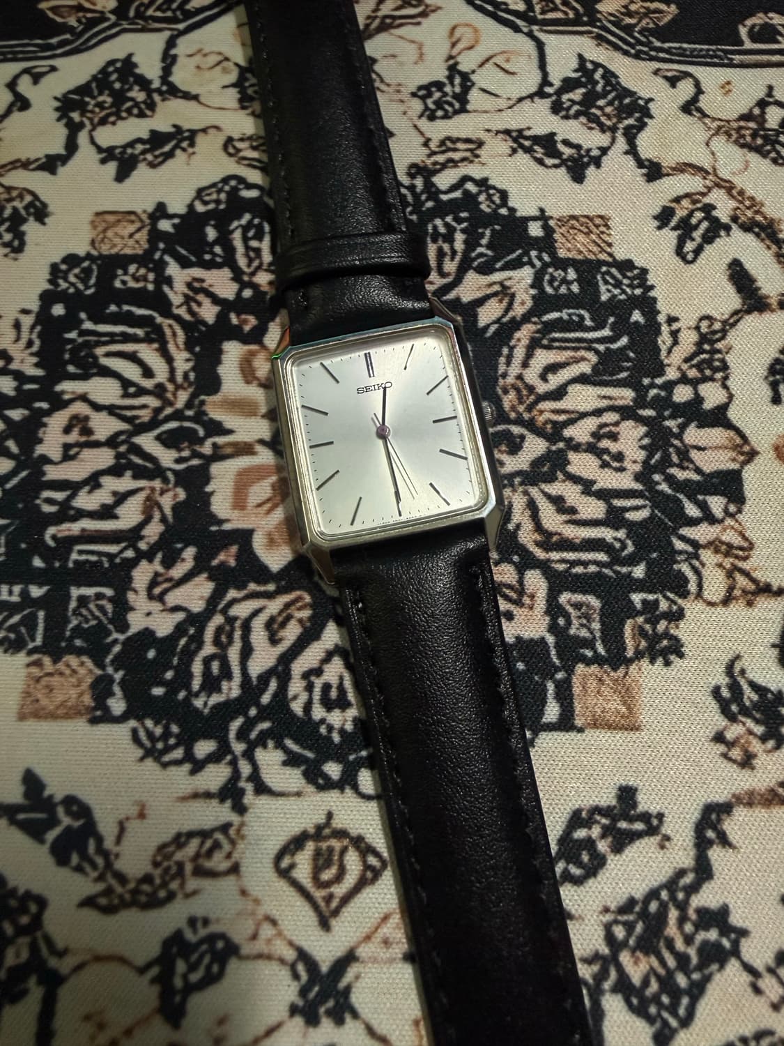 SEIKO 빈티지 쿼츠 시계 상품이미지1