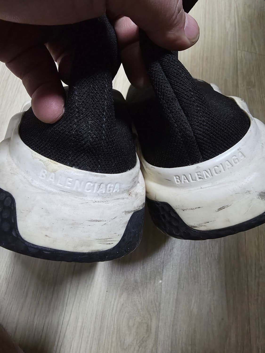 발렌시아가스피드러너 265 상품이미지6