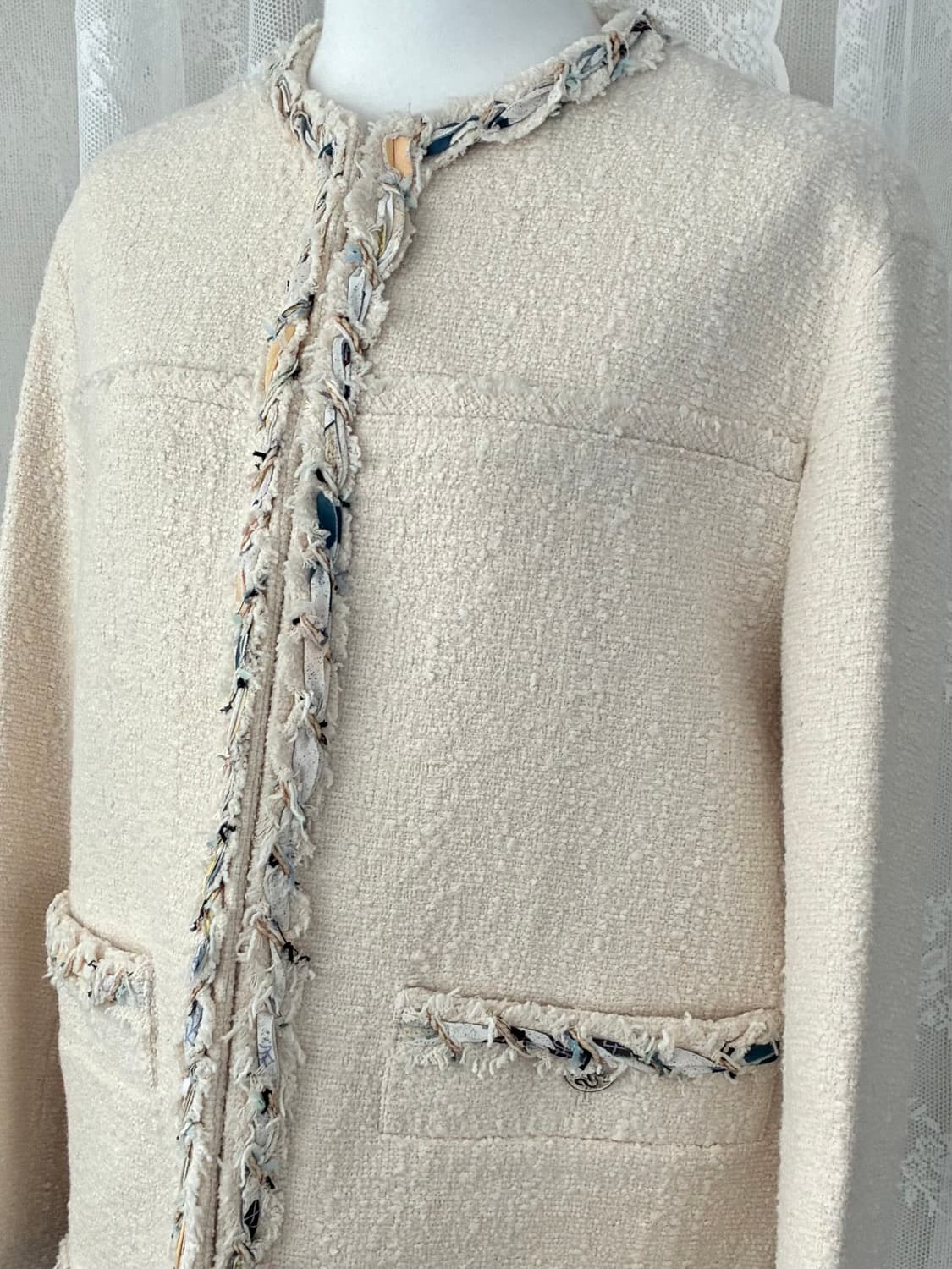 82-94-160) 한섬 SJSJ 트위드 자켓 아이보리 상품이미지4