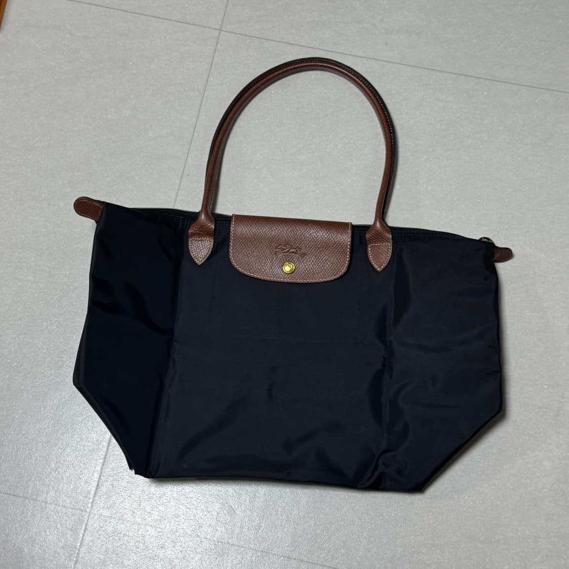 롱샴 르 플리아쥬 블랙 숄더백 L 상품이미지1